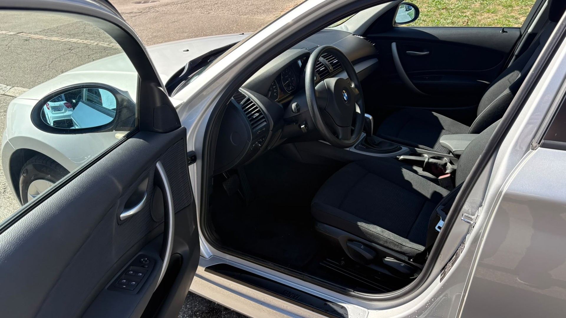 BMW 116i Steptronic-image-7