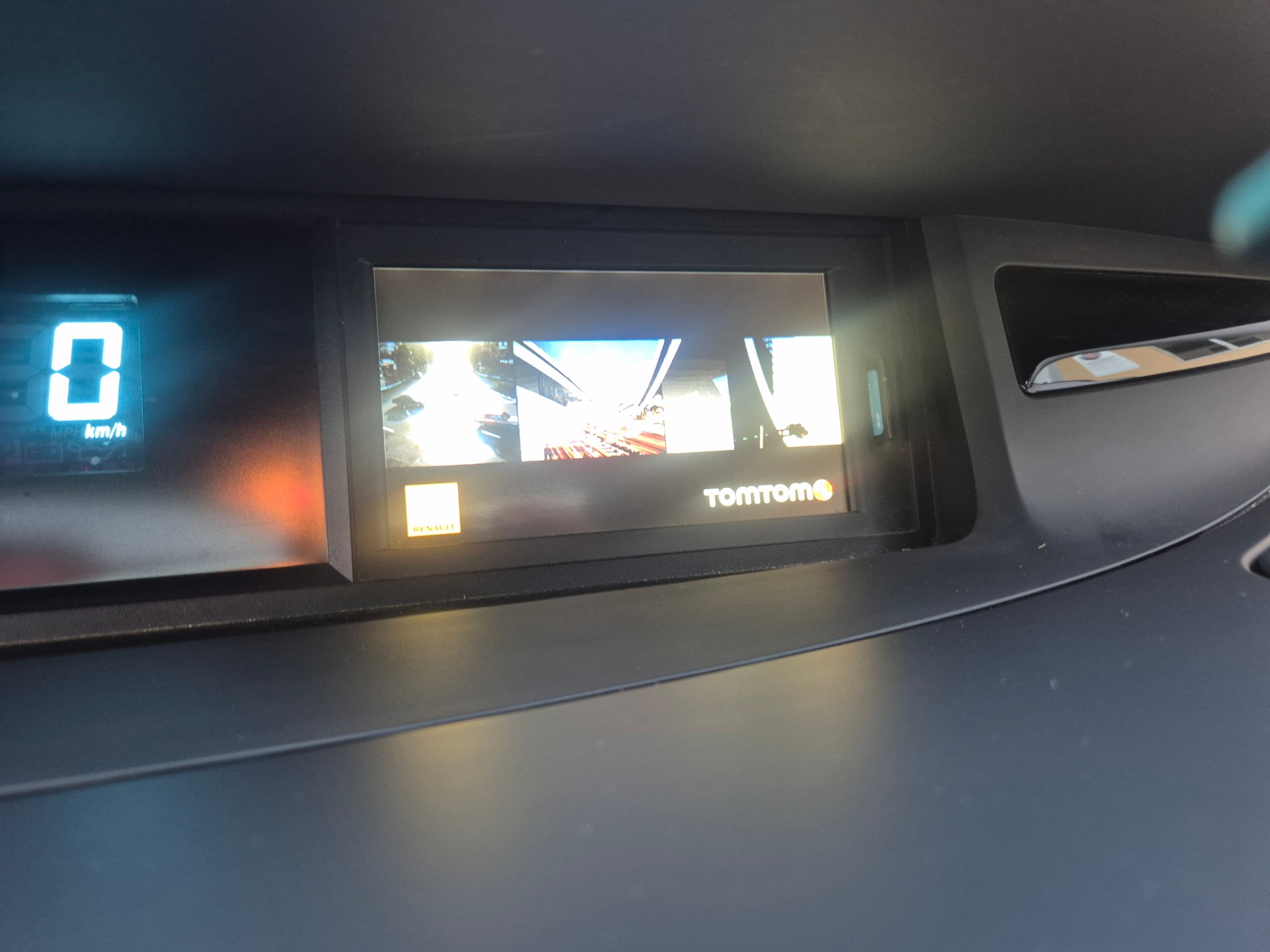 RENAULT Édition 25. 2.l dci-image-9