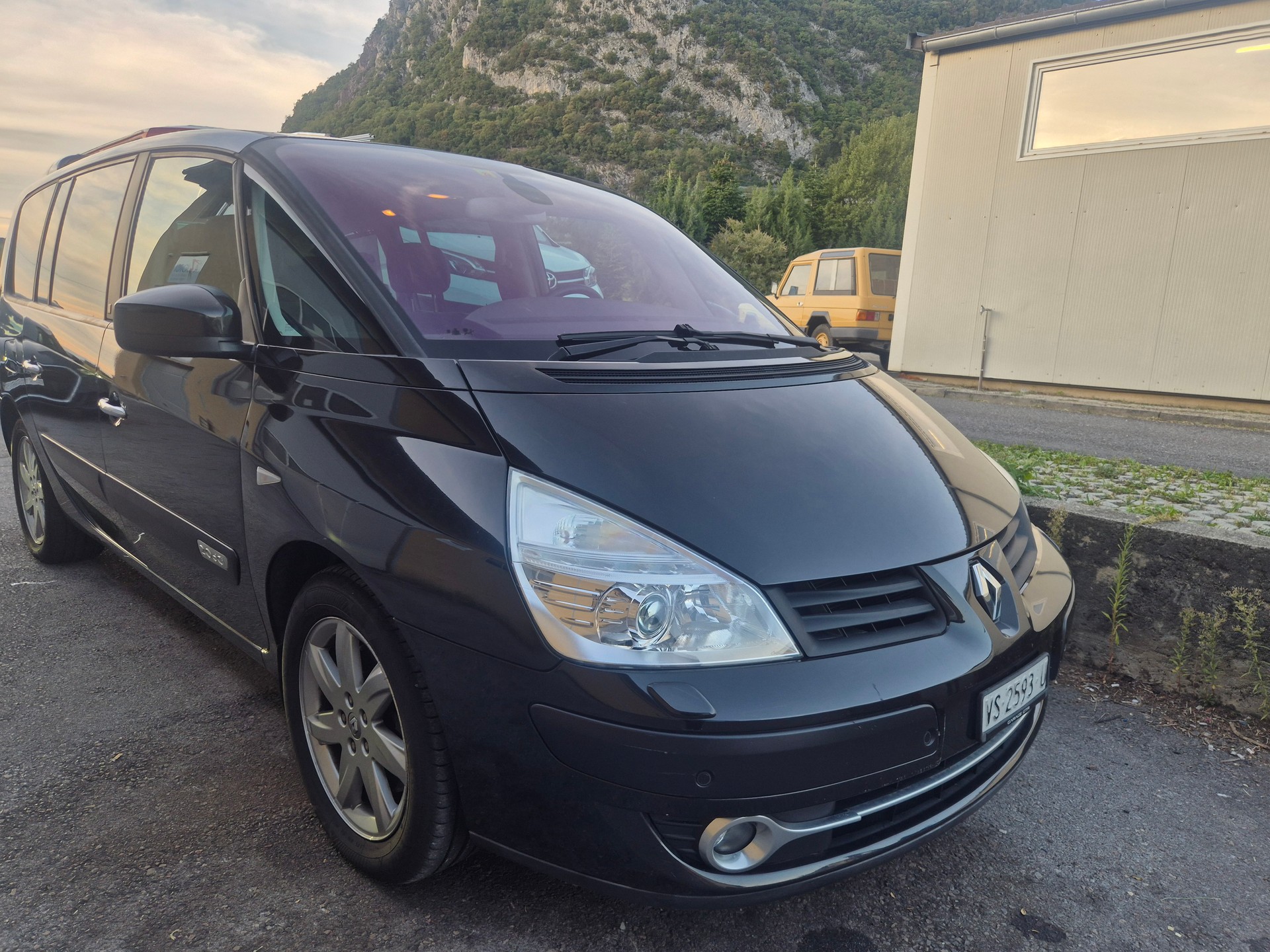 RENAULT Édition 25. 2.l dci-image-0