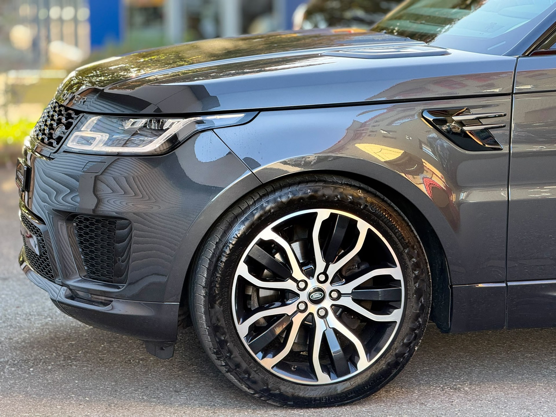 LAND ROVER Range Rover Sport 3.0 SDV6 HSE Dynamic-image-12