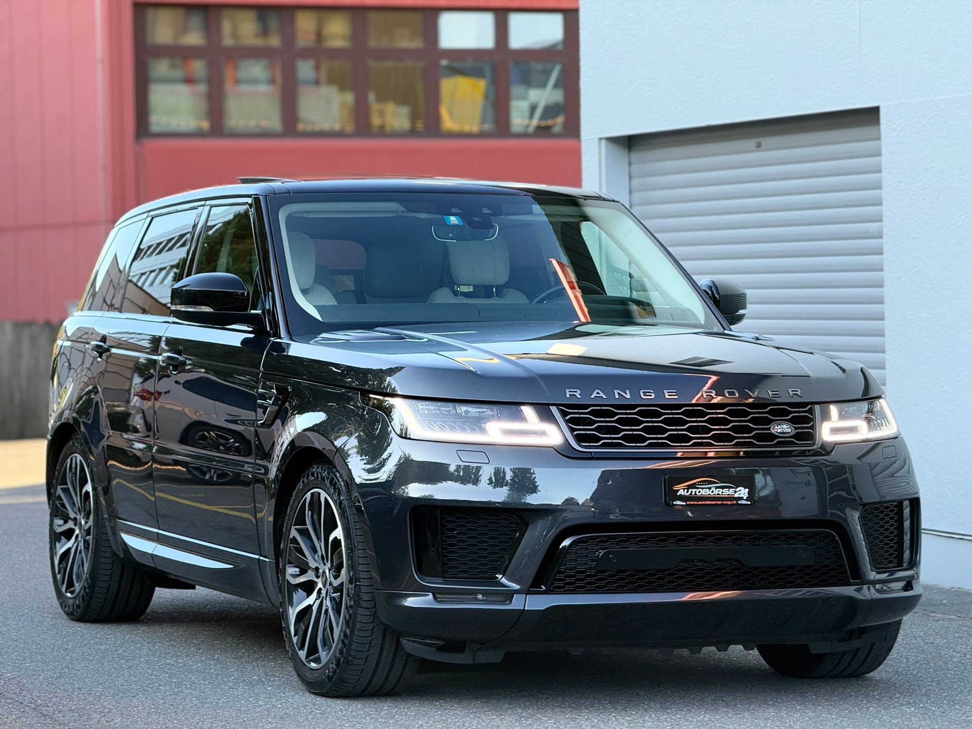 LAND ROVER Range Rover Sport 3.0 SDV6 HSE Dynamic-image-8
