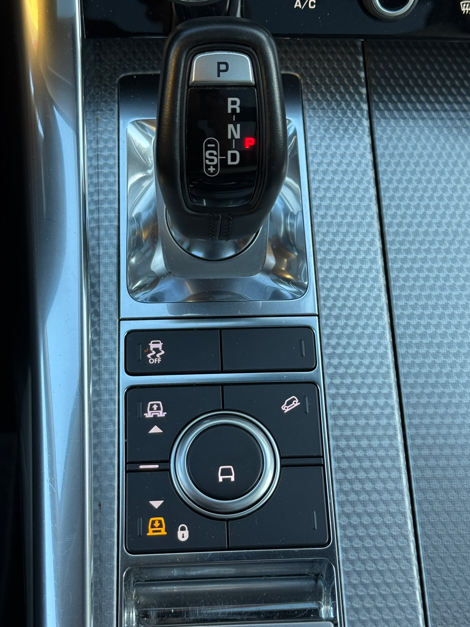 LAND ROVER Range Rover Sport 3.0 SDV6 HSE Dynamic-image-27
