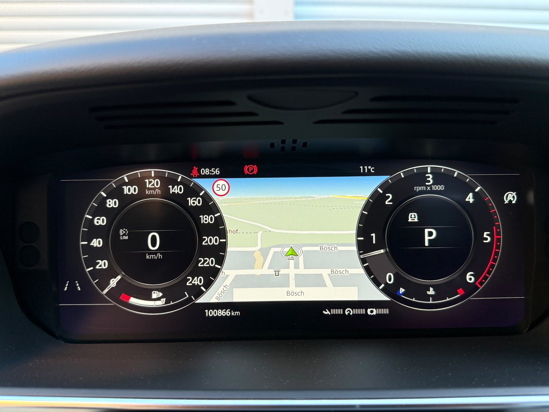 LAND ROVER Range Rover Sport 3.0 SDV6 HSE Dynamic-image-25
