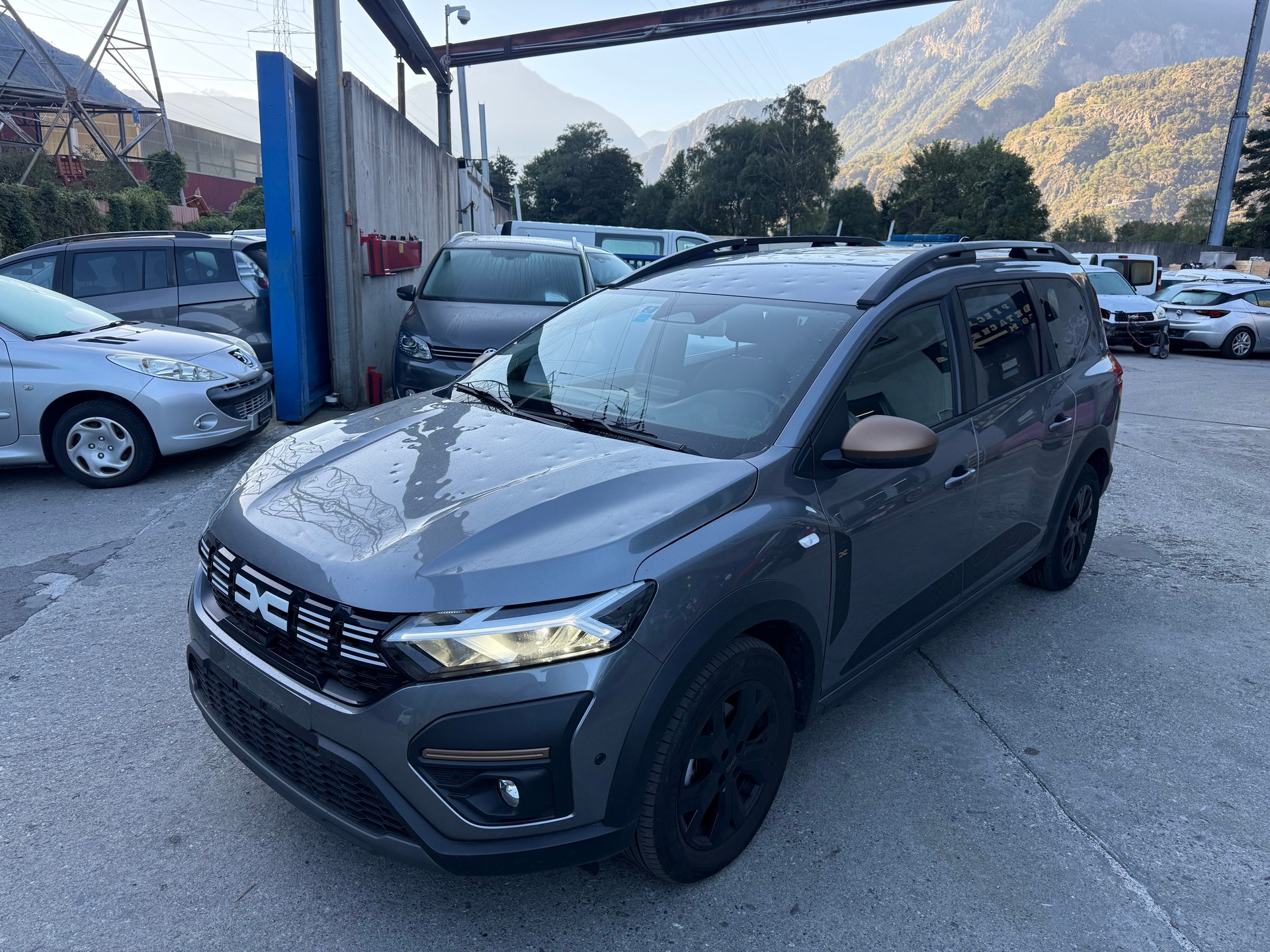 DACIA Jogger HEV 140 Expression-image-1