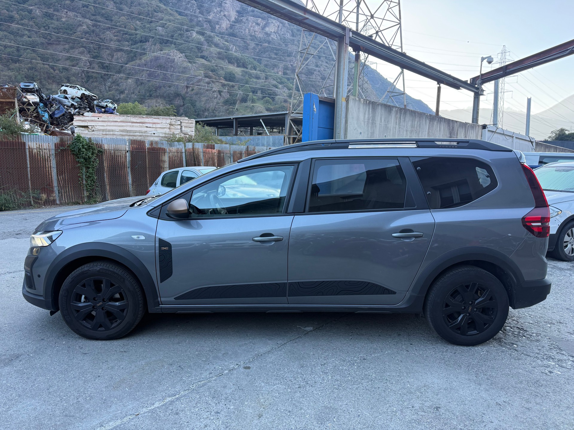 DACIA Jogger HEV 140 Expression-image-0