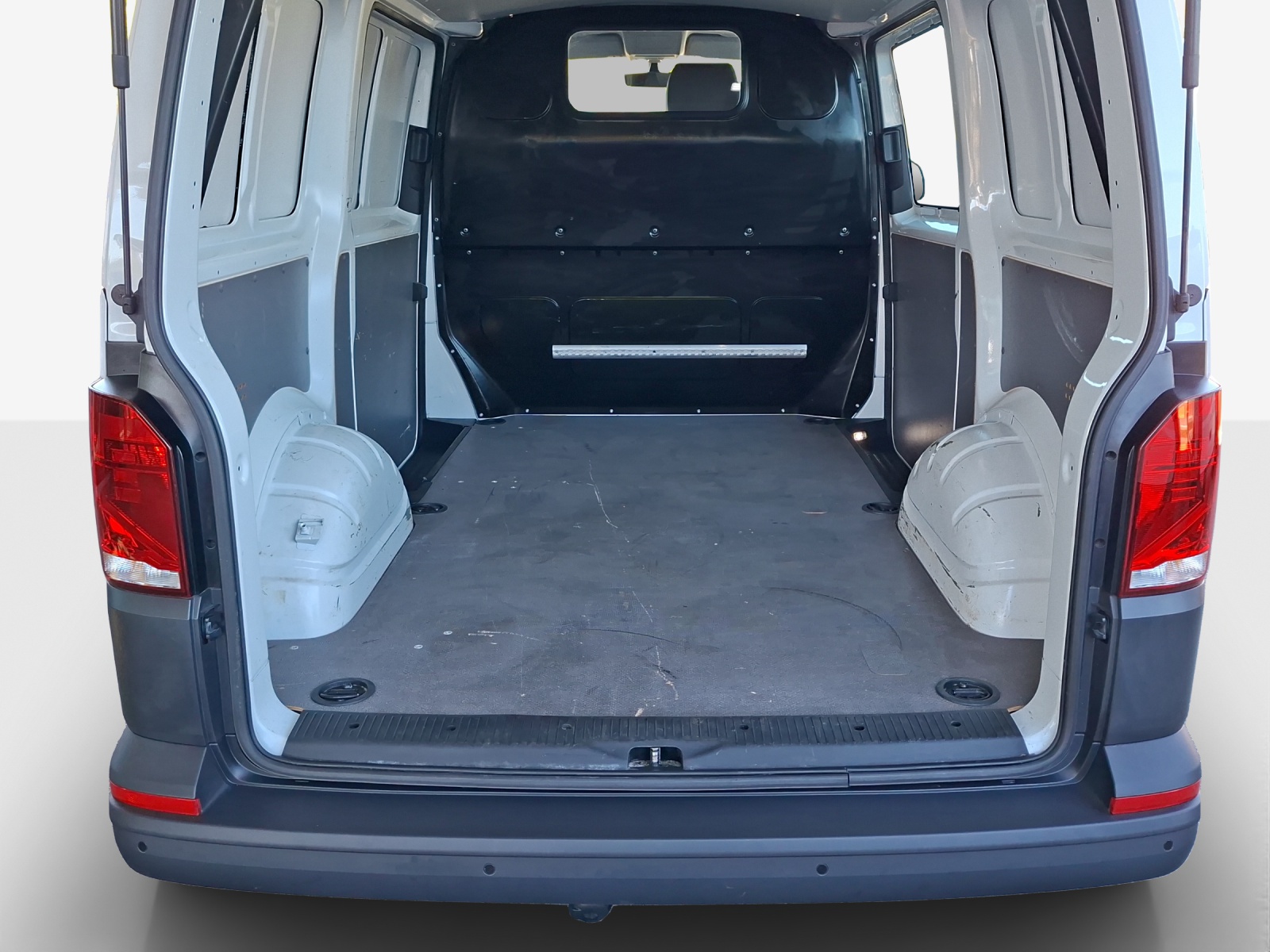 VW T6.1 2.0 TDI-image-12