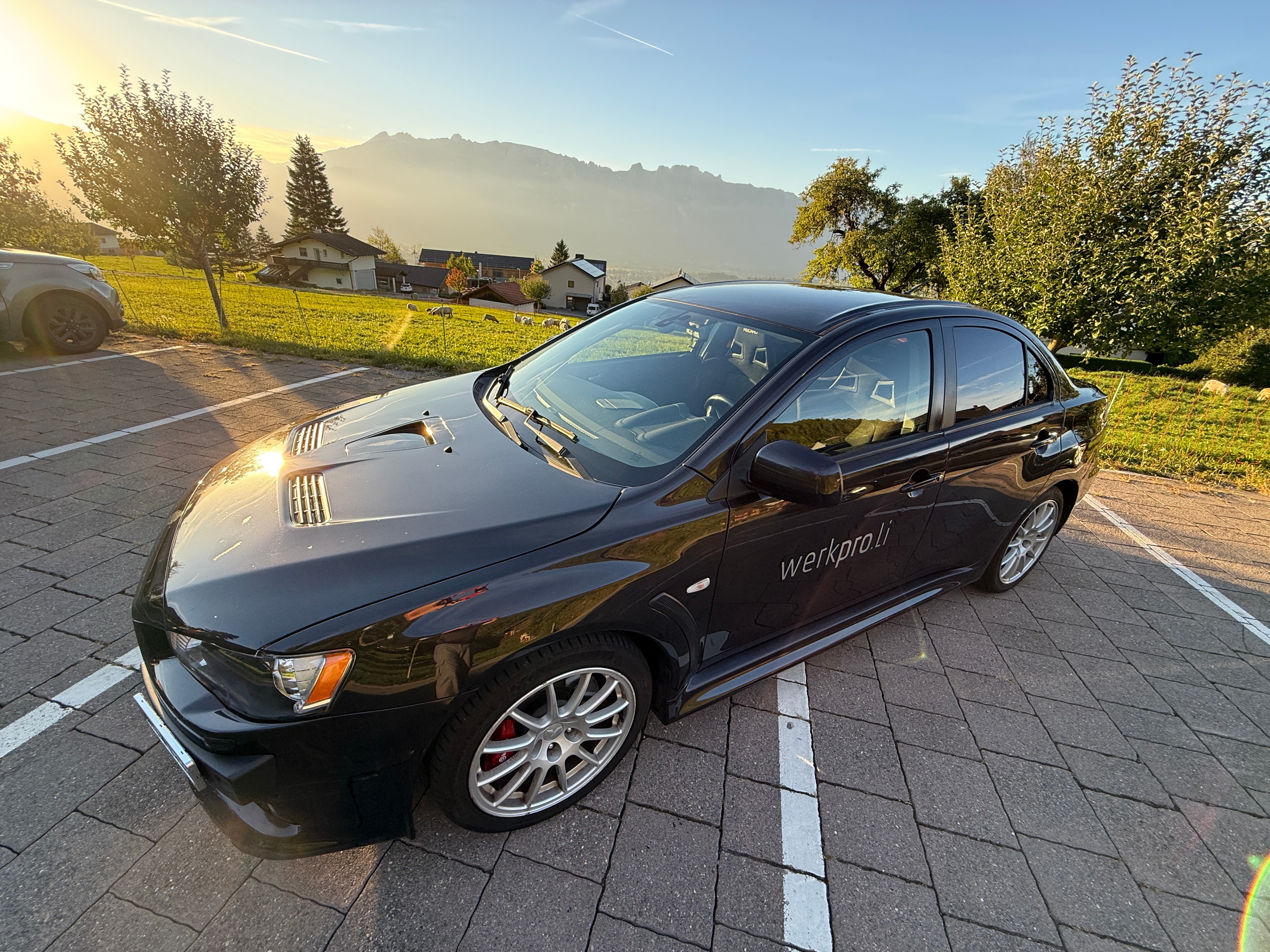 Car photo