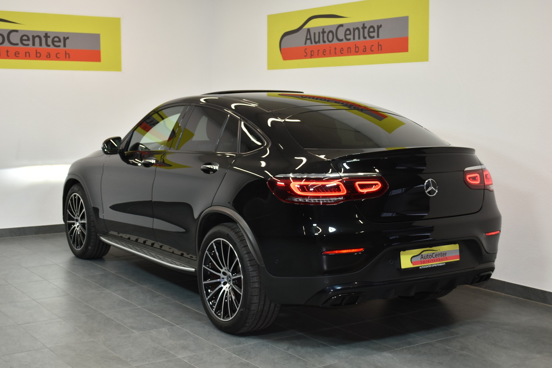 MERCEDES-BENZ GLC Coupé 200 AMG Line 4Matic 9G-Tronic-image-12