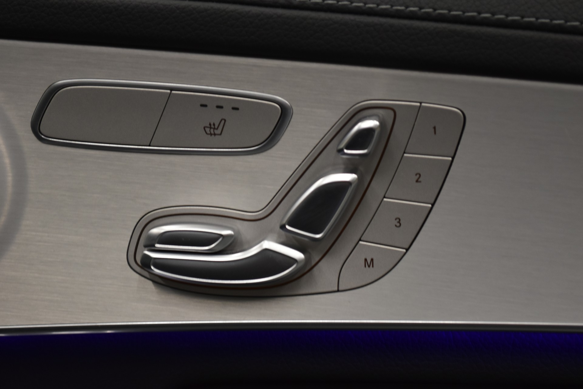 MERCEDES-BENZ GLC Coupé 200 AMG Line 4Matic 9G-Tronic-image-8