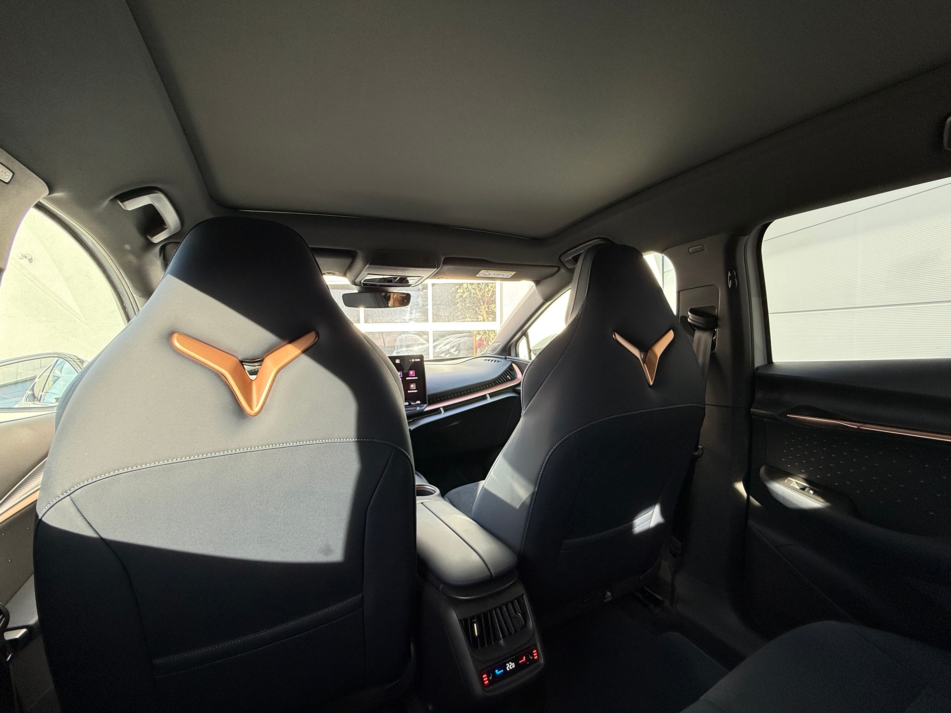CUPRA Tavascan Type 9 77 kWh VZ Adrenaline mit Wärmepumpe & 5 Jahre Werksgarantie-image-31