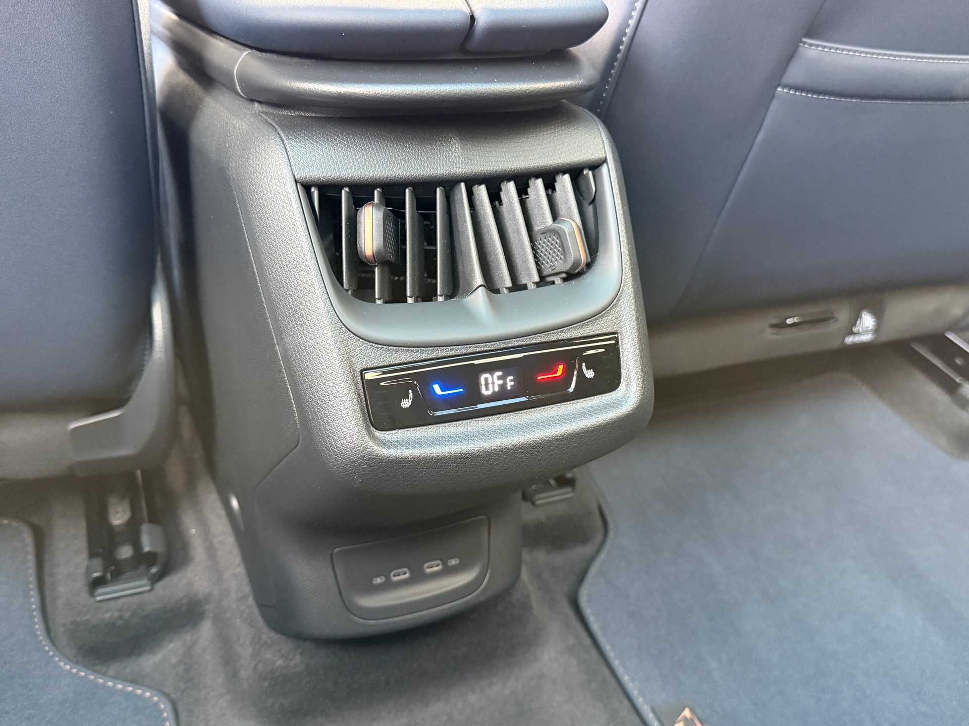 CUPRA Tavascan Type 9 77 kWh VZ Adrenaline mit Wärmepumpe & 5 Jahre Werksgarantie-image-29