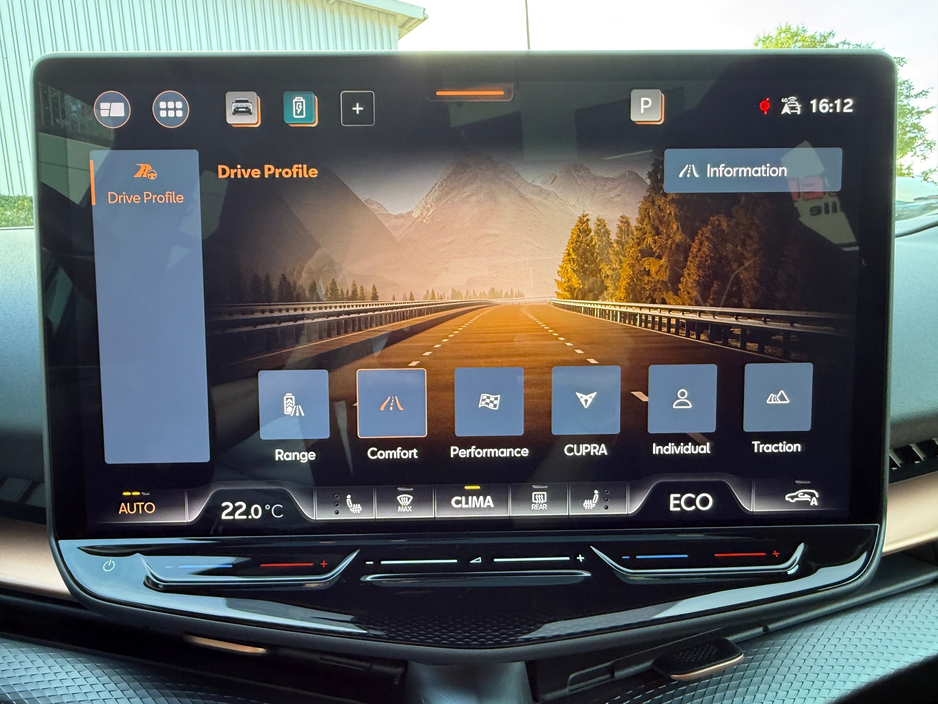 CUPRA Tavascan Type 9 77 kWh VZ Adrenaline mit Wärmepumpe & 5 Jahre Werksgarantie-image-20
