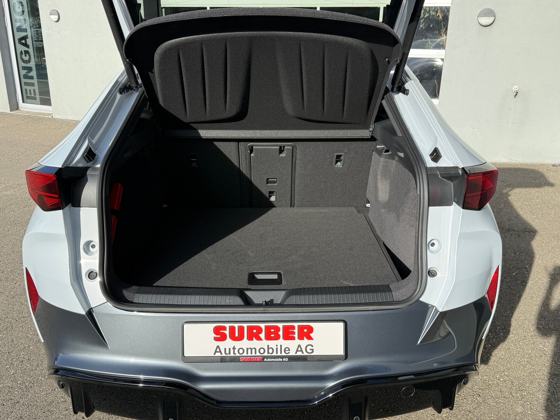 CUPRA Tavascan Type 9 77 kWh VZ Adrenaline mit Wärmepumpe & 5 Jahre Werksgarantie-image-11