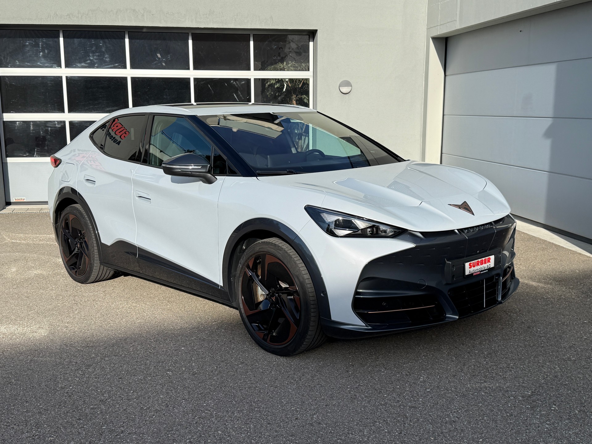 CUPRA Tavascan Type 9 77 kWh VZ Adrenaline mit Wärmepumpe & 5 Jahre Werksgarantie-image-4
