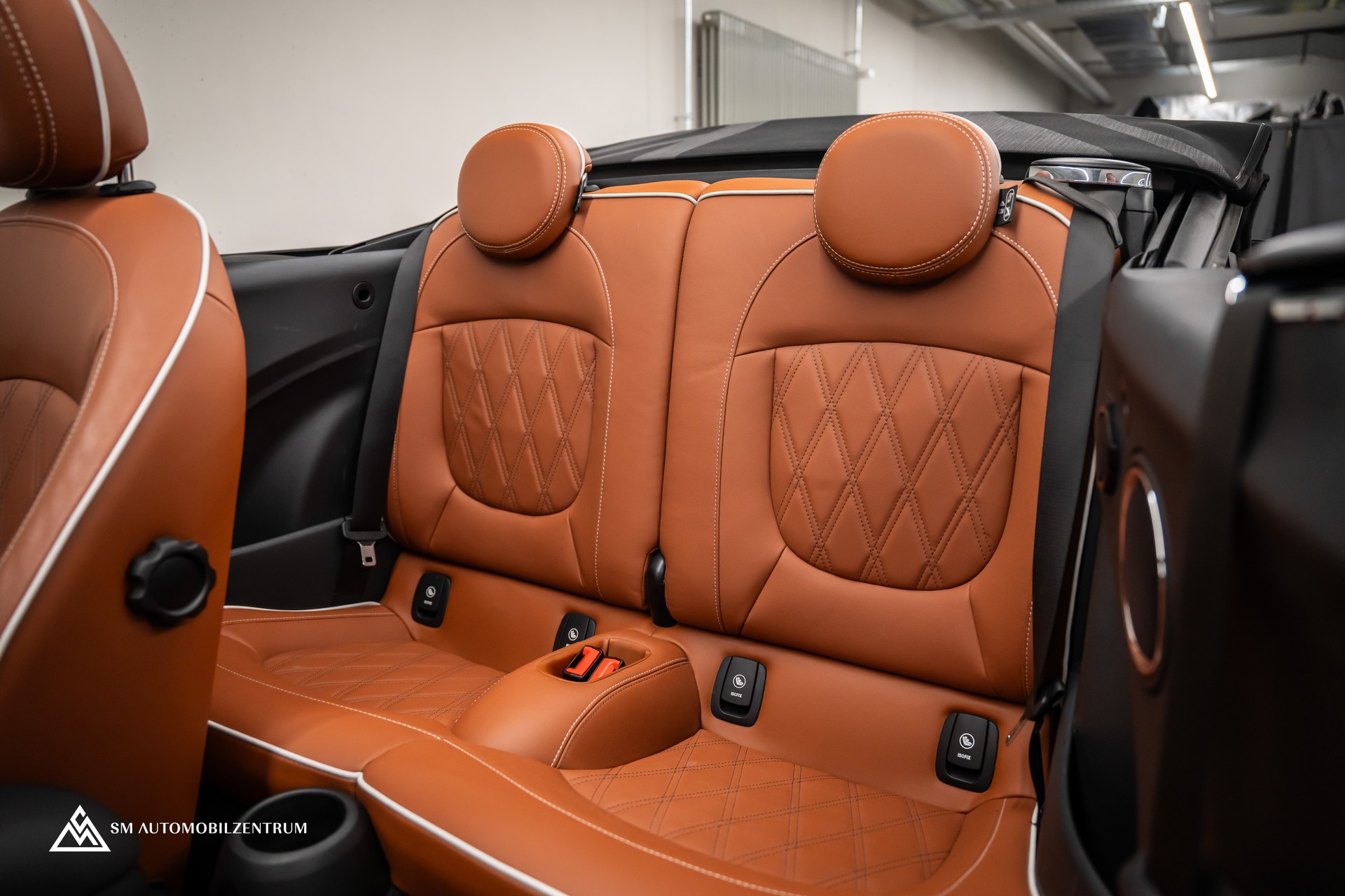 MINI Cabrio F57 2.0i John Cooper Works SAG / CH / Chili / Head-Up / Rückfahrkamera / Harman&Kardon-image-17