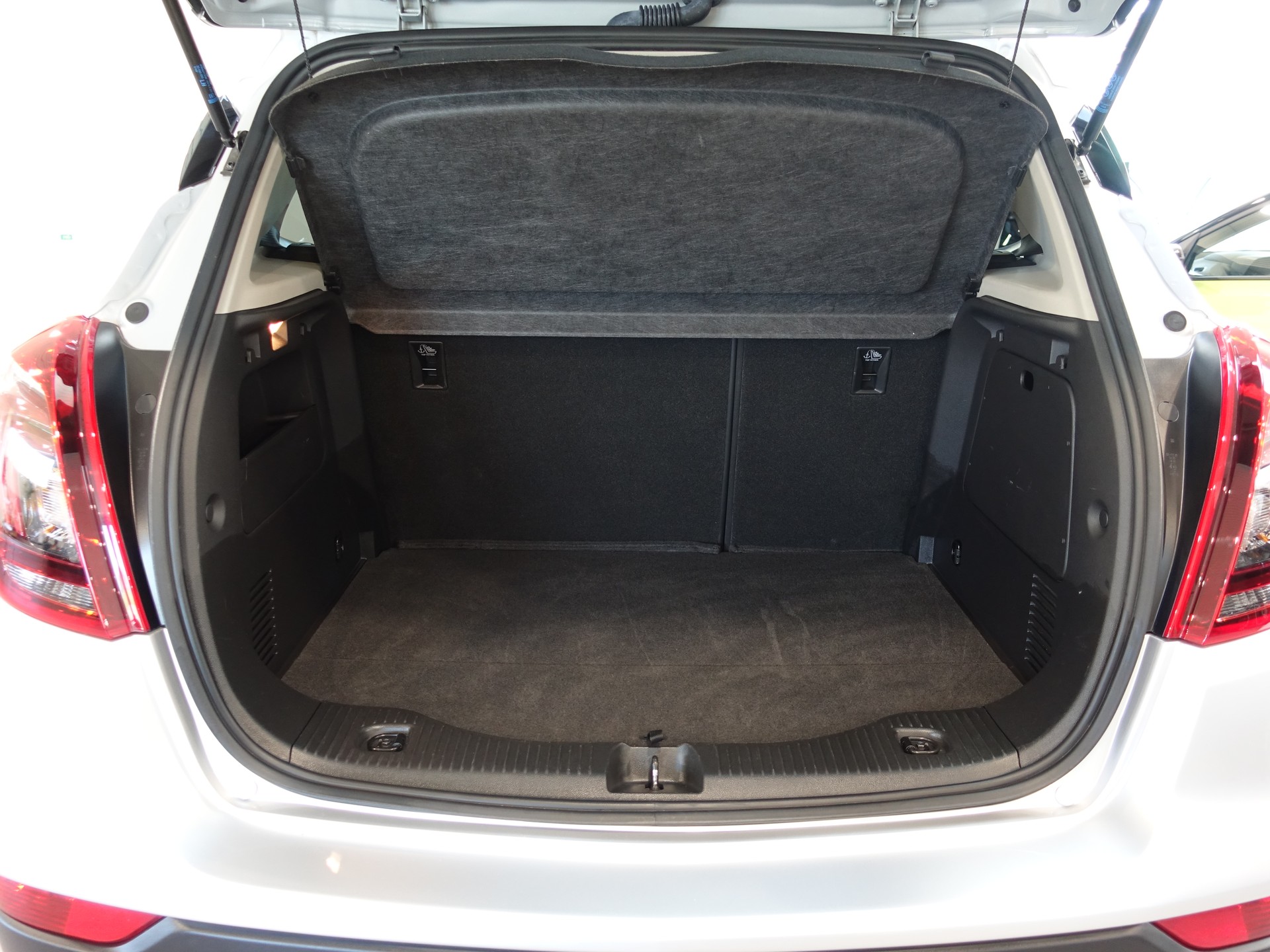OPEL Mokka X 1.4i T Excellence 4WD-image-21