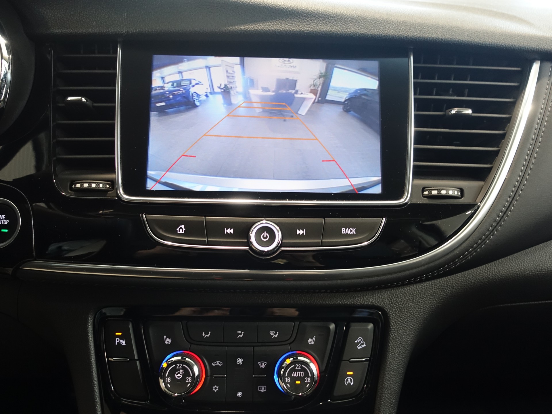 OPEL Mokka X 1.4i T Excellence 4WD-image-23
