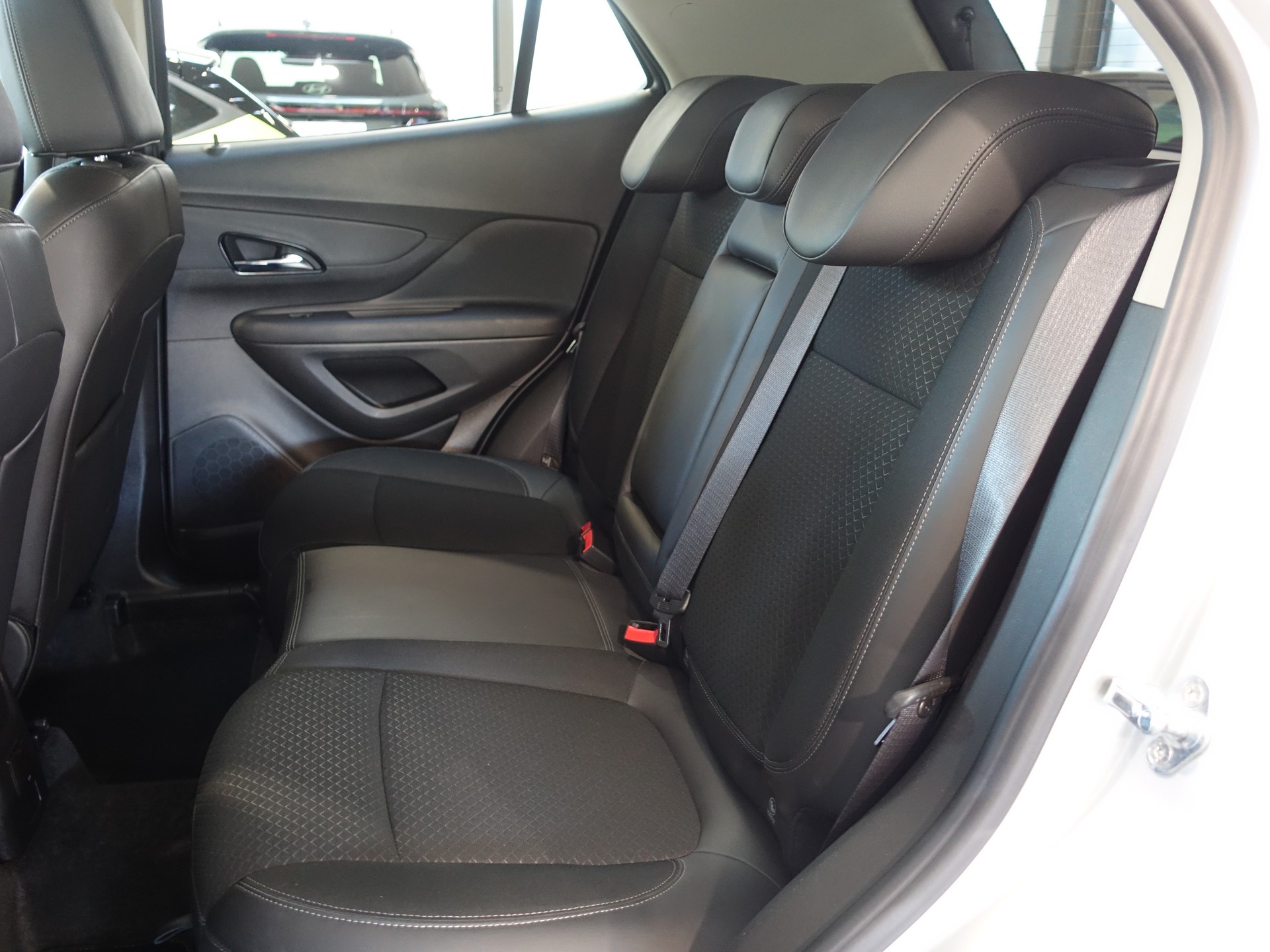 OPEL Mokka X 1.4i T Excellence 4WD-image-19