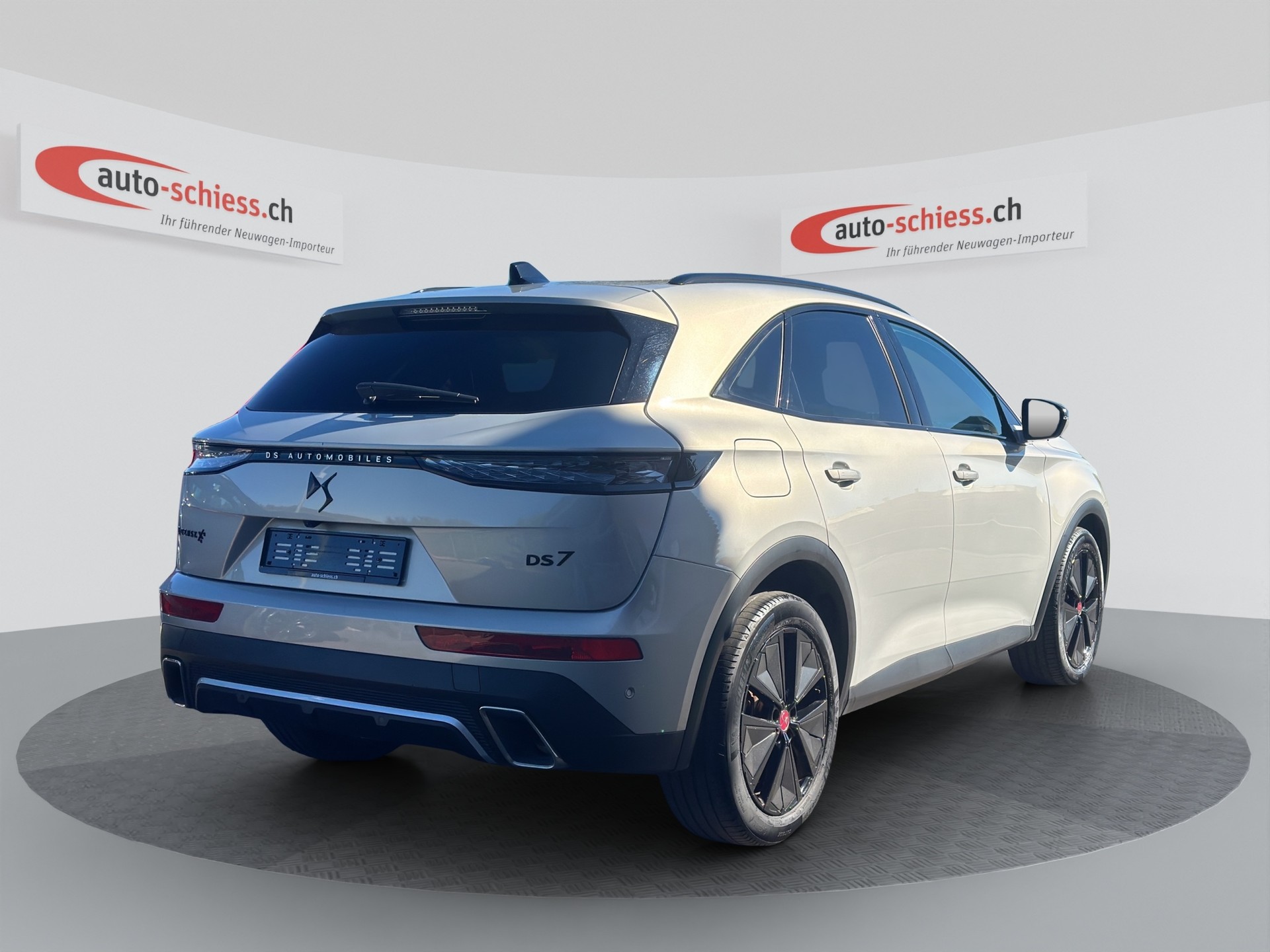 DS AUTOMOBILES DS7 DS 7 Crossback E-Tense 300 4x4 Performance Line +-image-4