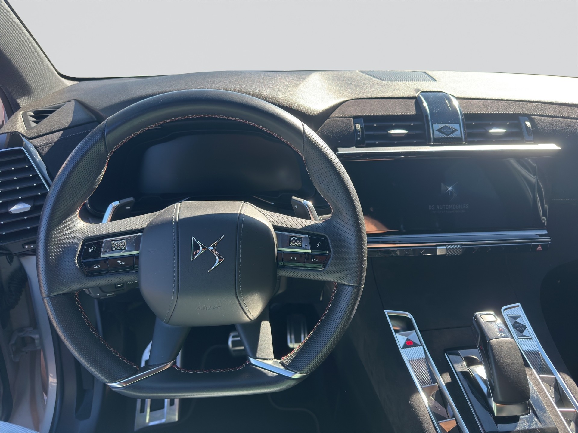 DS AUTOMOBILES DS7 DS 7 Crossback E-Tense 300 4x4 Performance Line +-image-9