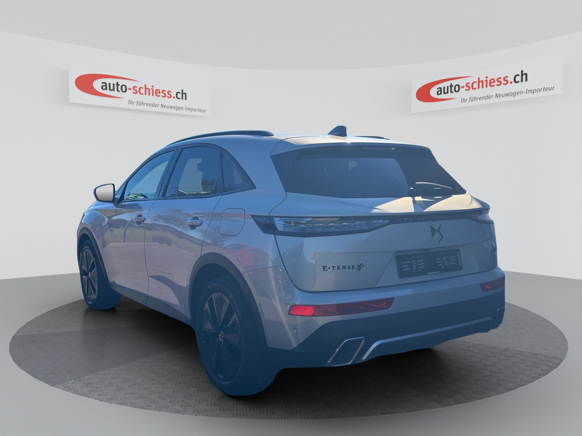 DS AUTOMOBILES DS7 DS 7 Crossback E-Tense 300 4x4 Performance Line +-image-2