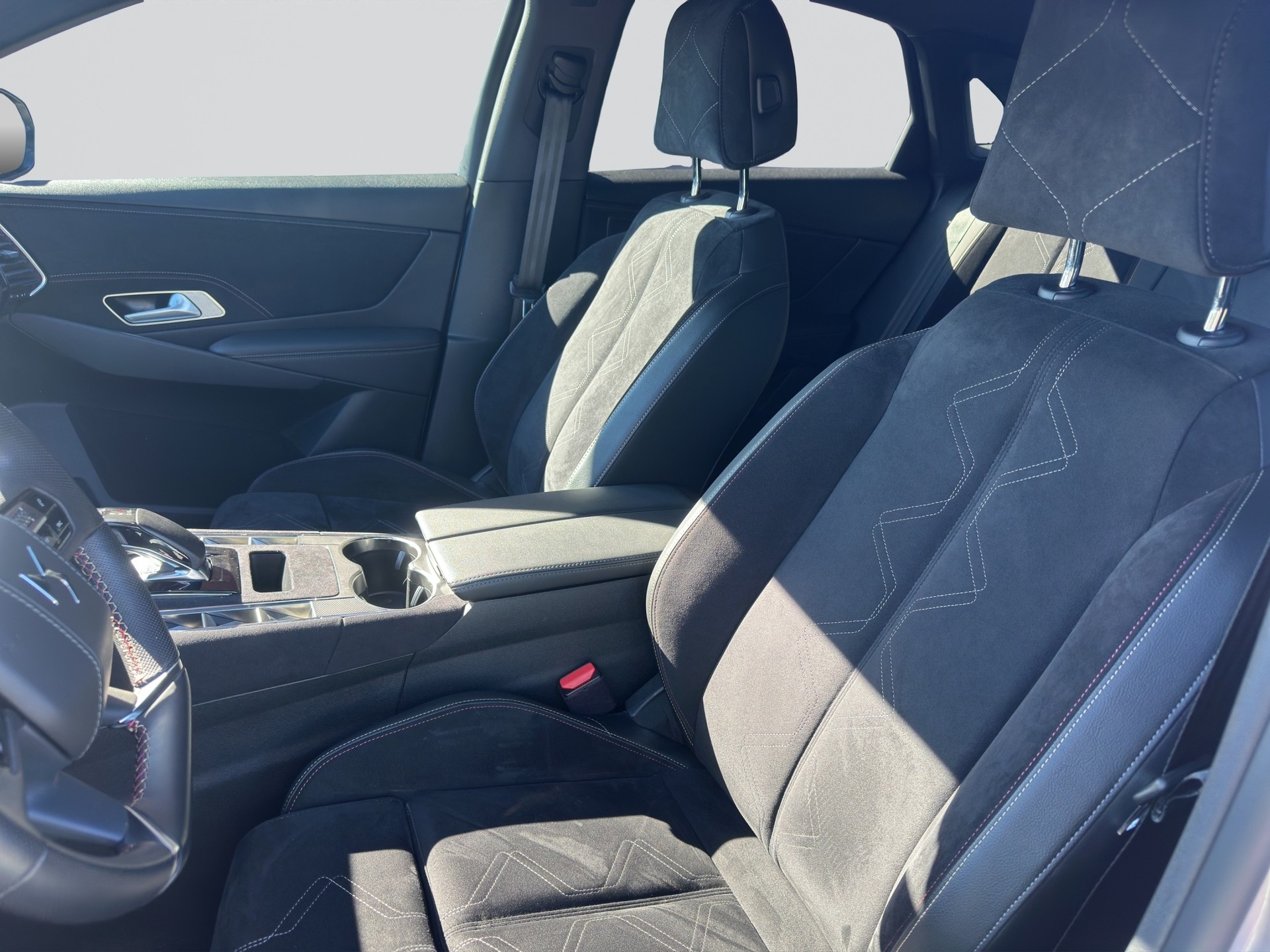 DS AUTOMOBILES DS7 DS 7 Crossback E-Tense 300 4x4 Performance Line +-image-5