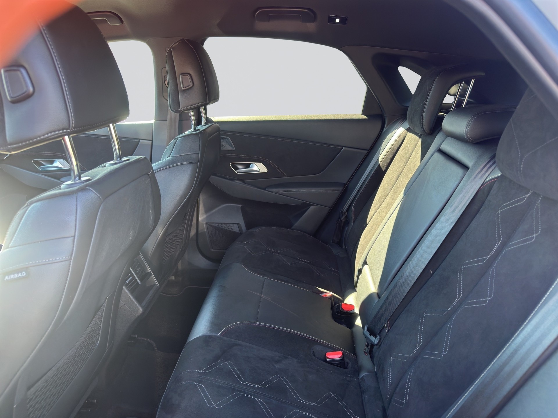 DS AUTOMOBILES DS7 DS 7 Crossback E-Tense 300 4x4 Performance Line +-image-8