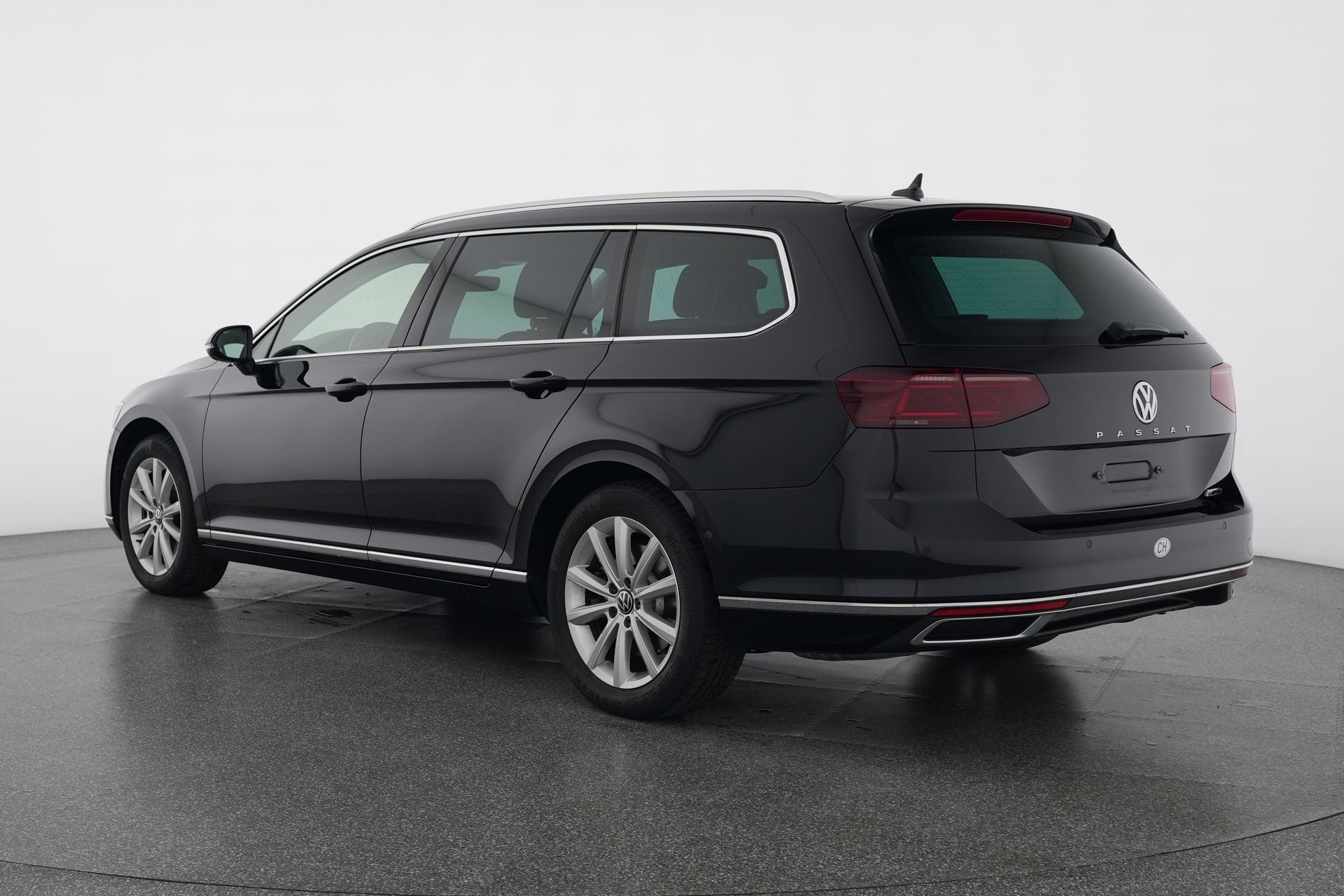 VW Passat 2.0 TDI BMT Elegance 4Motion DSG-image-3