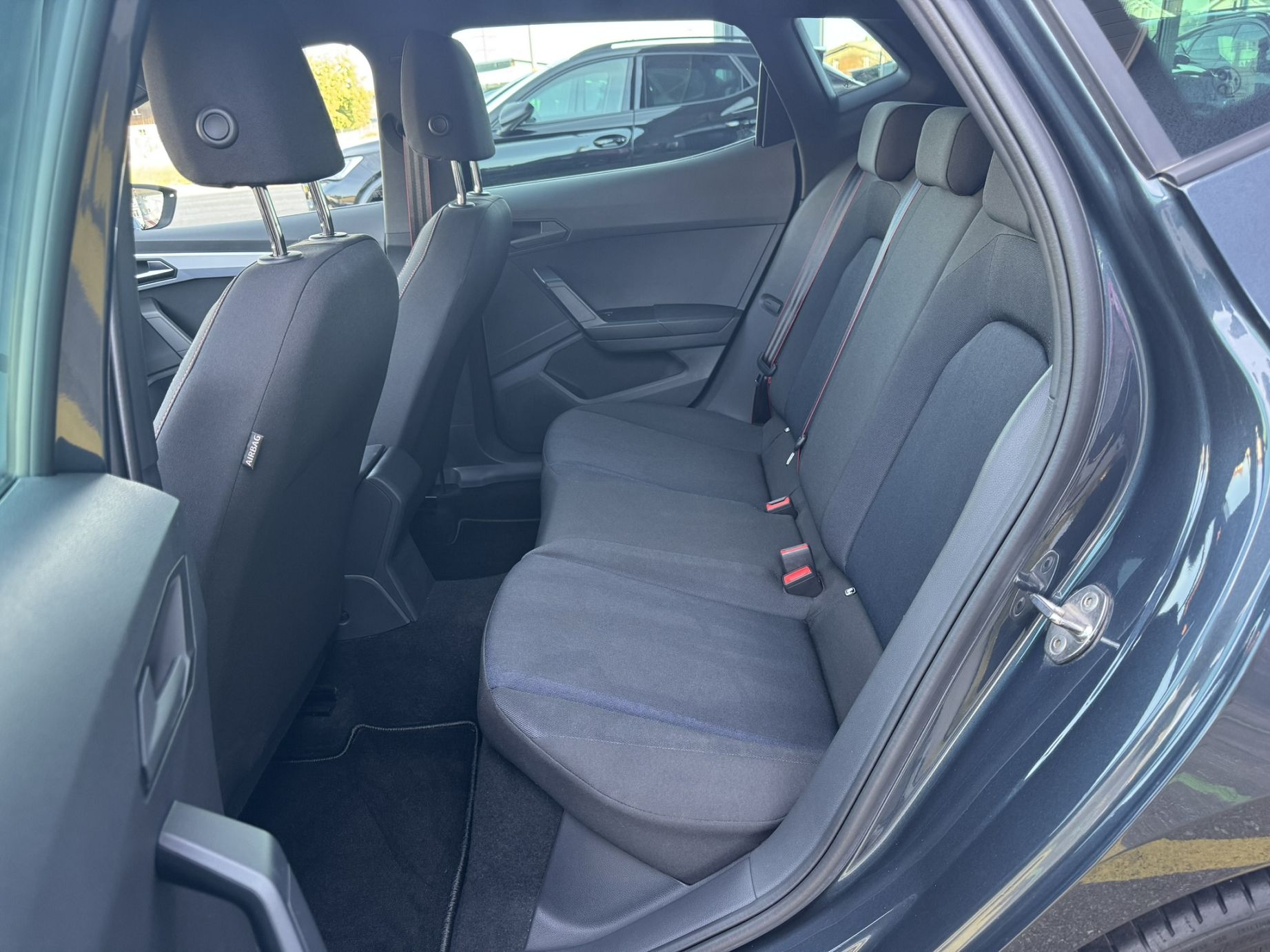 SEAT Ibiza 1.5 EcoTSI FR DSG-image-12
