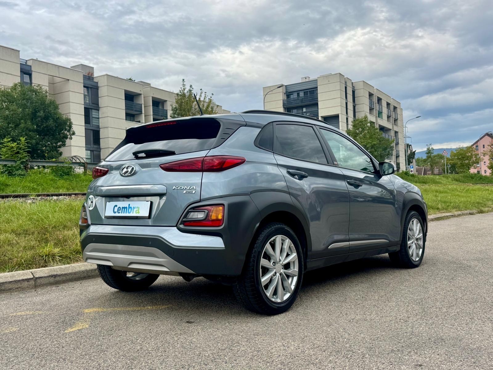 HYUNDAI Kona 1.6 T-GDi Launch 4WD DCT-image-4