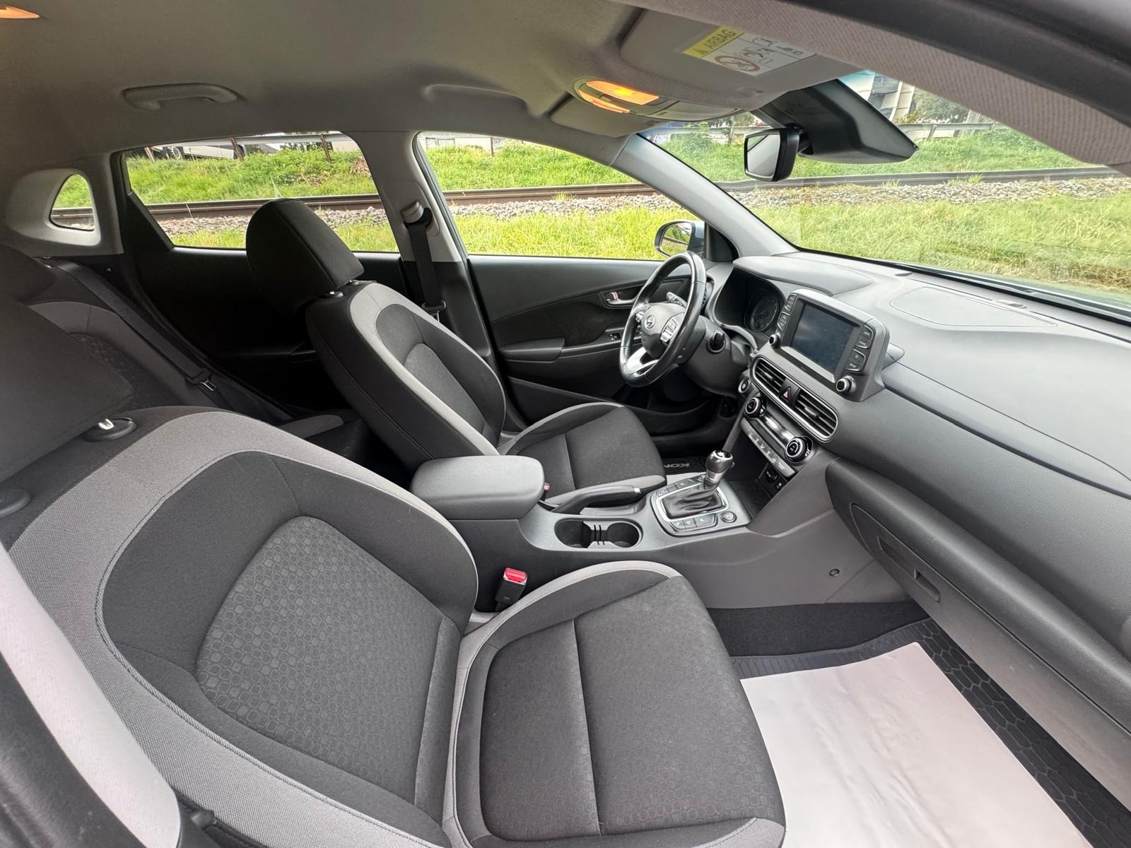 HYUNDAI Kona 1.6 T-GDi Launch 4WD DCT-image-10
