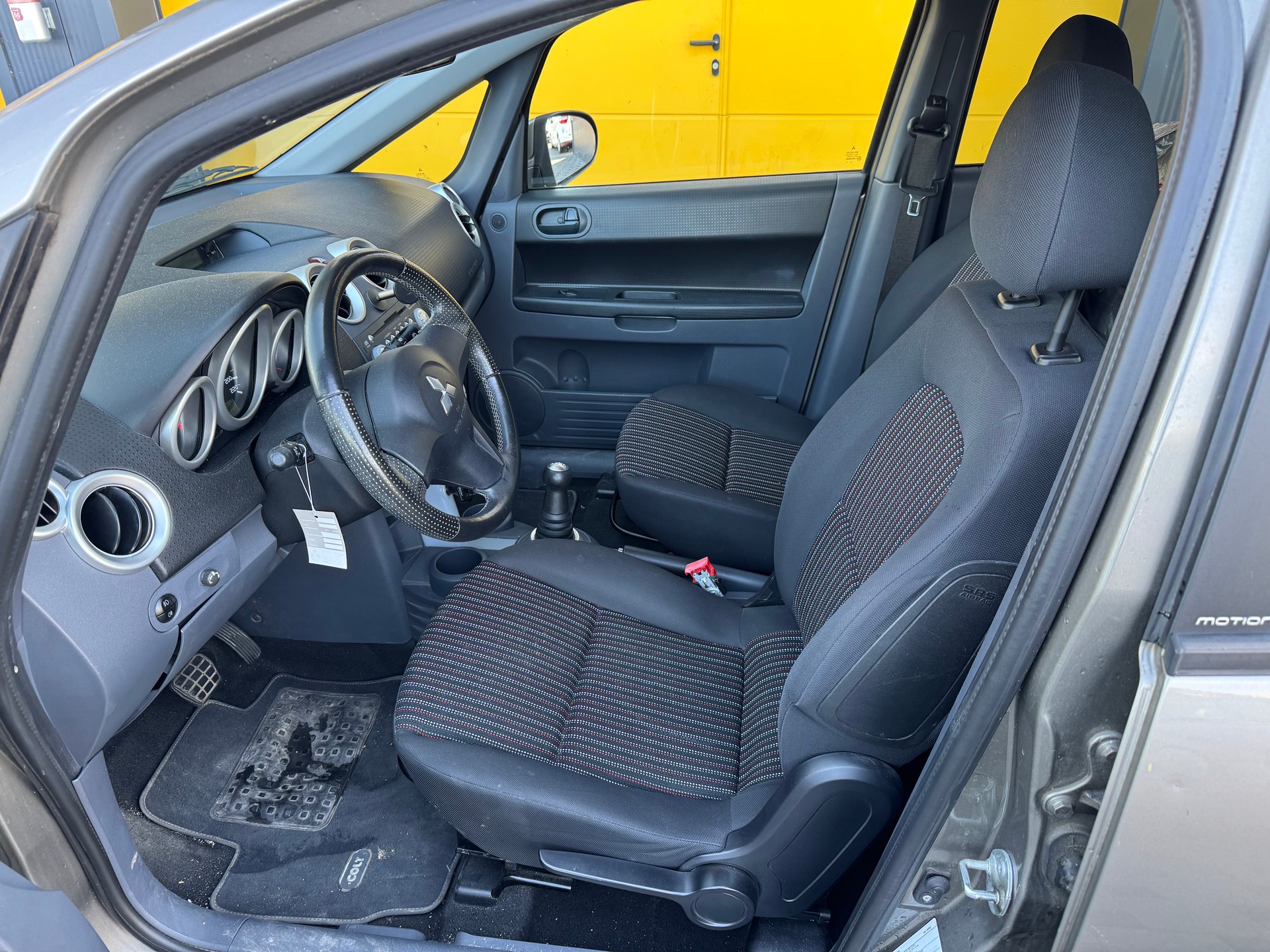 MITSUBISHI Colt 1.3 16V Sport motion Allshift-image-8