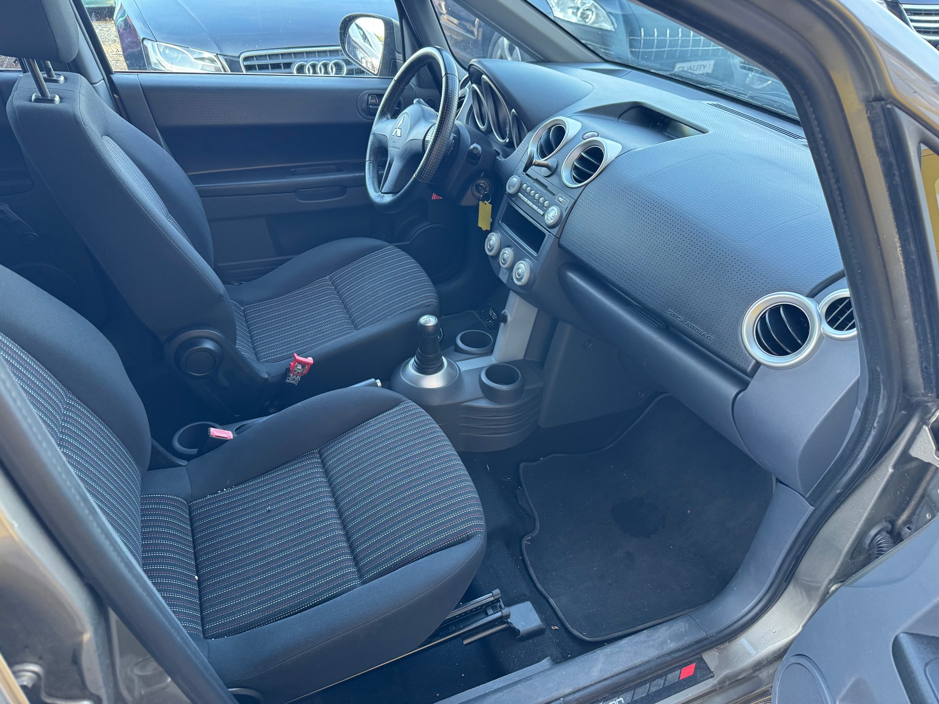 MITSUBISHI Colt 1.3 16V Sport motion Allshift-image-10