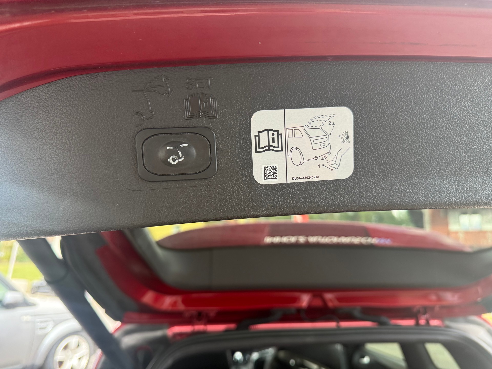 FORD Kuga 2.0 TDCi ST Line High 4WD PowerShift-image-8