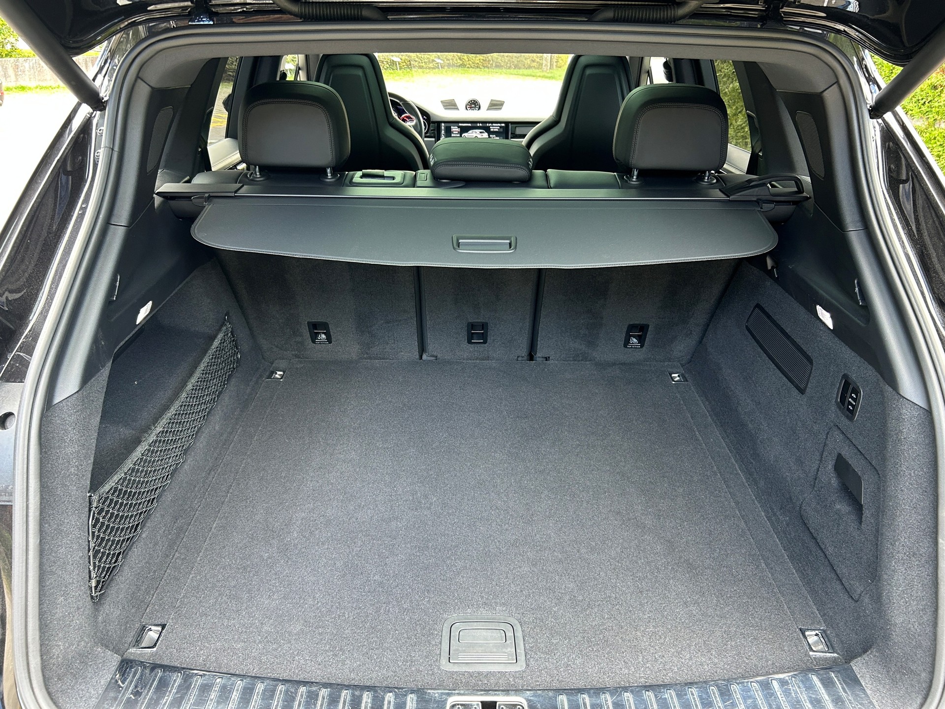 PORSCHE CAYENNE S-image-13