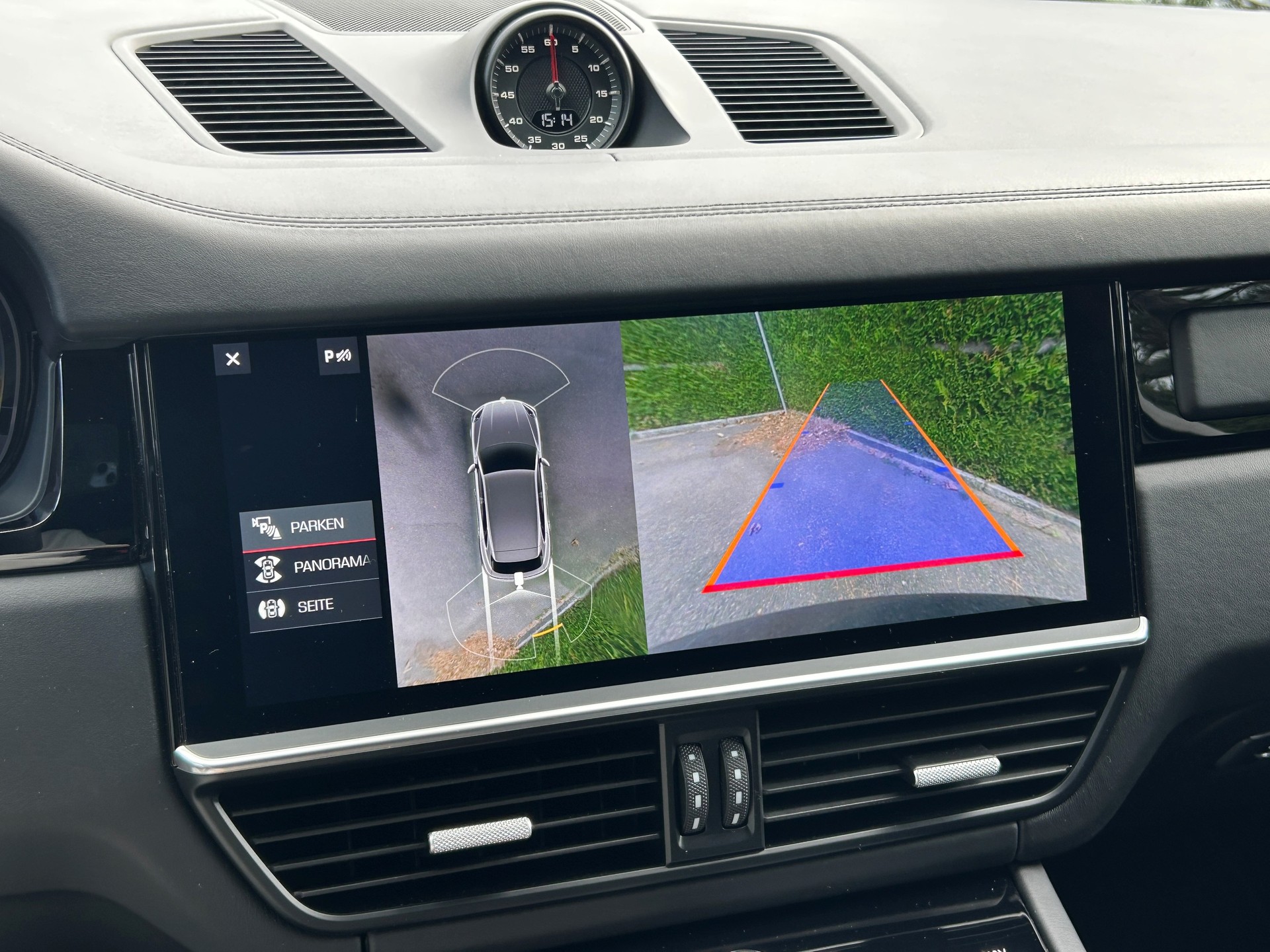 PORSCHE CAYENNE S-image-18