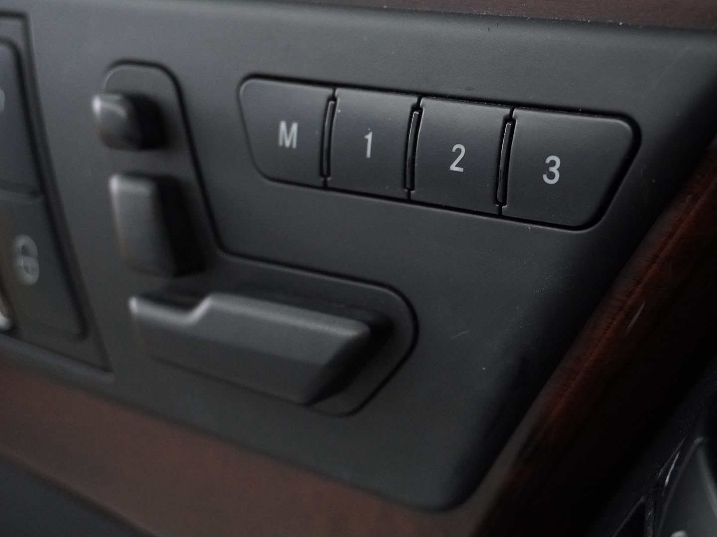 MERCEDES-BENZ GLK 350 4Matic 7G-Tronic-image-6