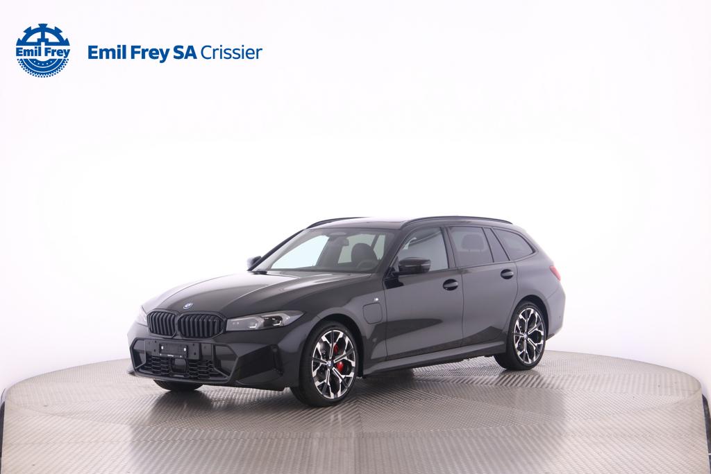 BMW 330e xDrive SAG Touring-image-0