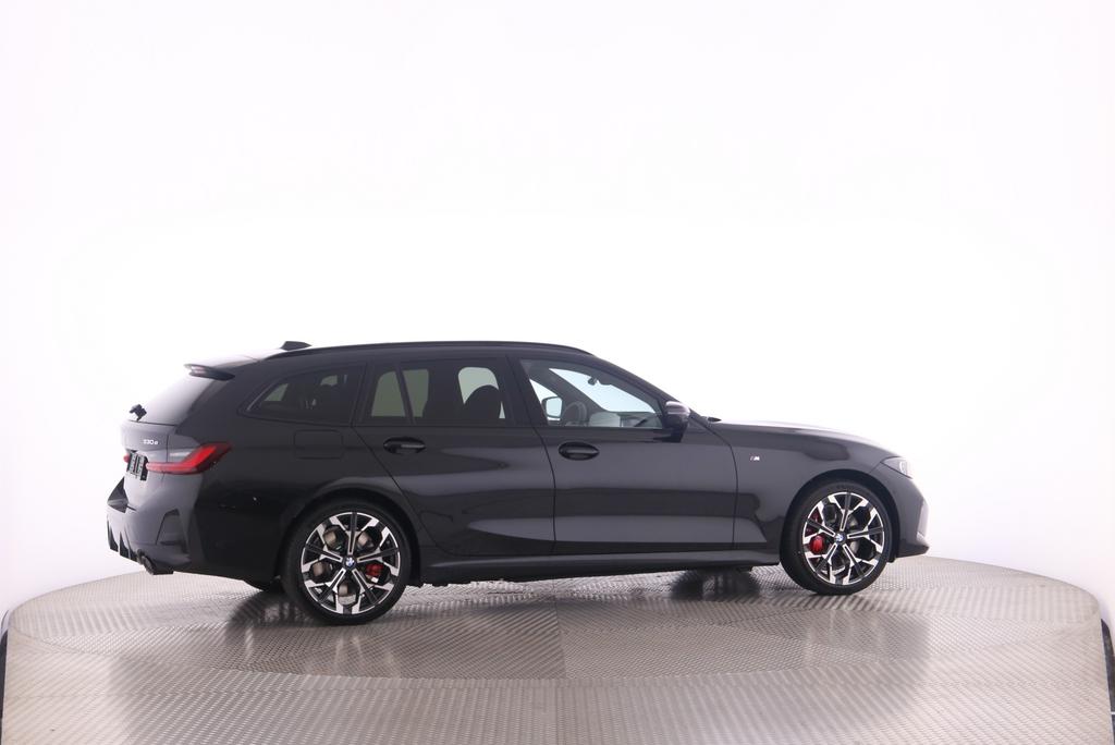 BMW 330e xDrive SAG Touring-image-9