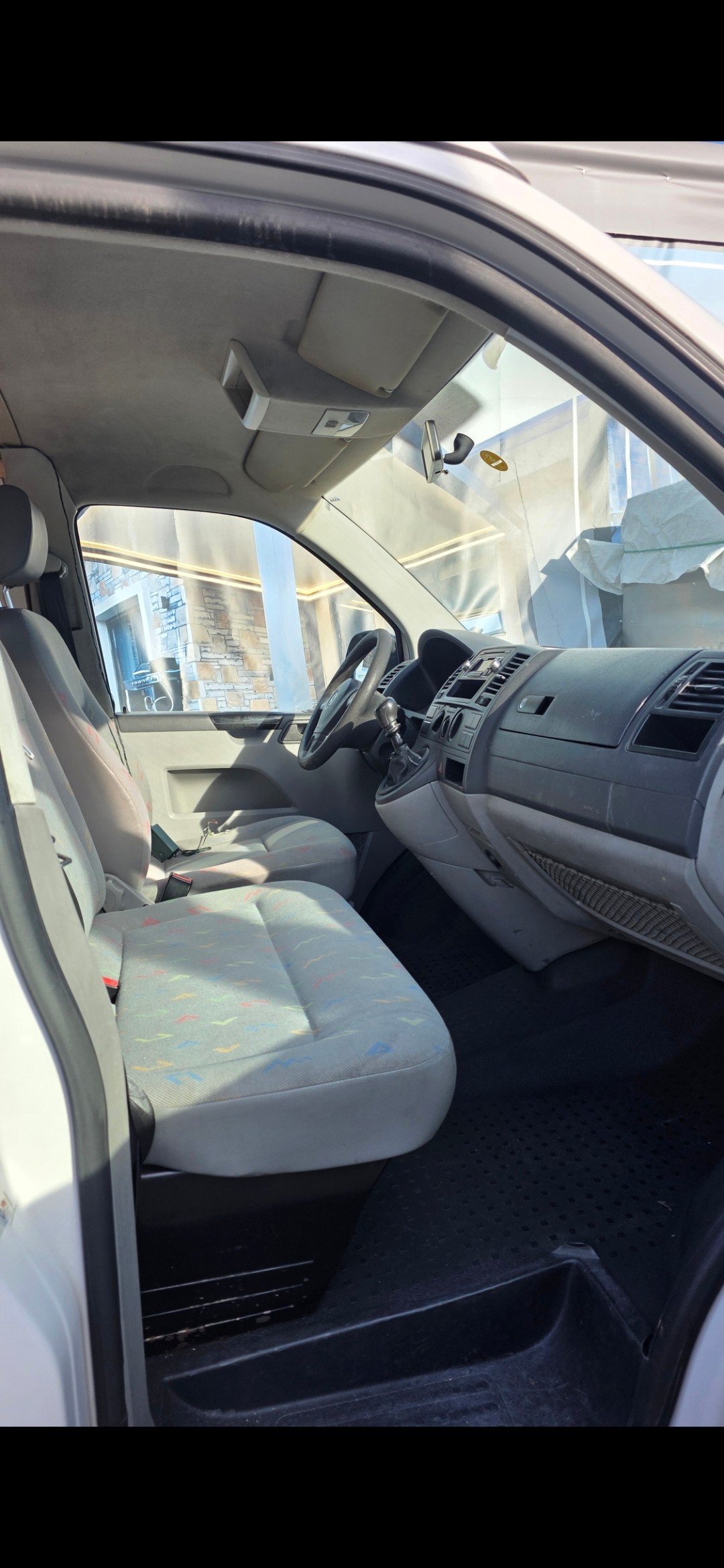 VW T5 2.0 TDI-image-4