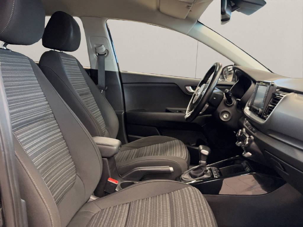 KIA Stonic 1.0 T-GDi YBCUV-image-9