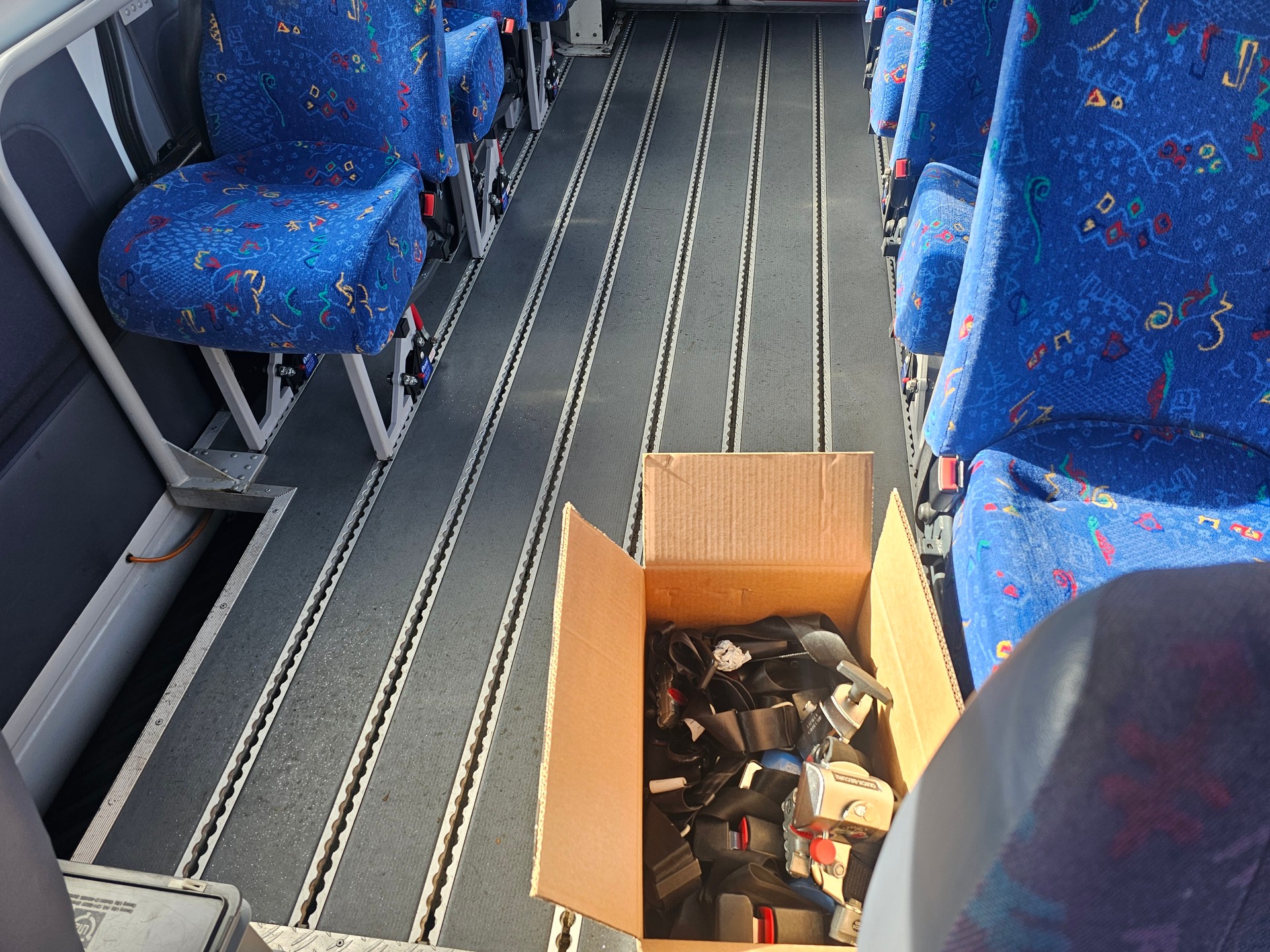 MERCEDES-BENZ Sprinter 314 - 9 Plätze - Behindertengerechtes Fahrzeug-image-11