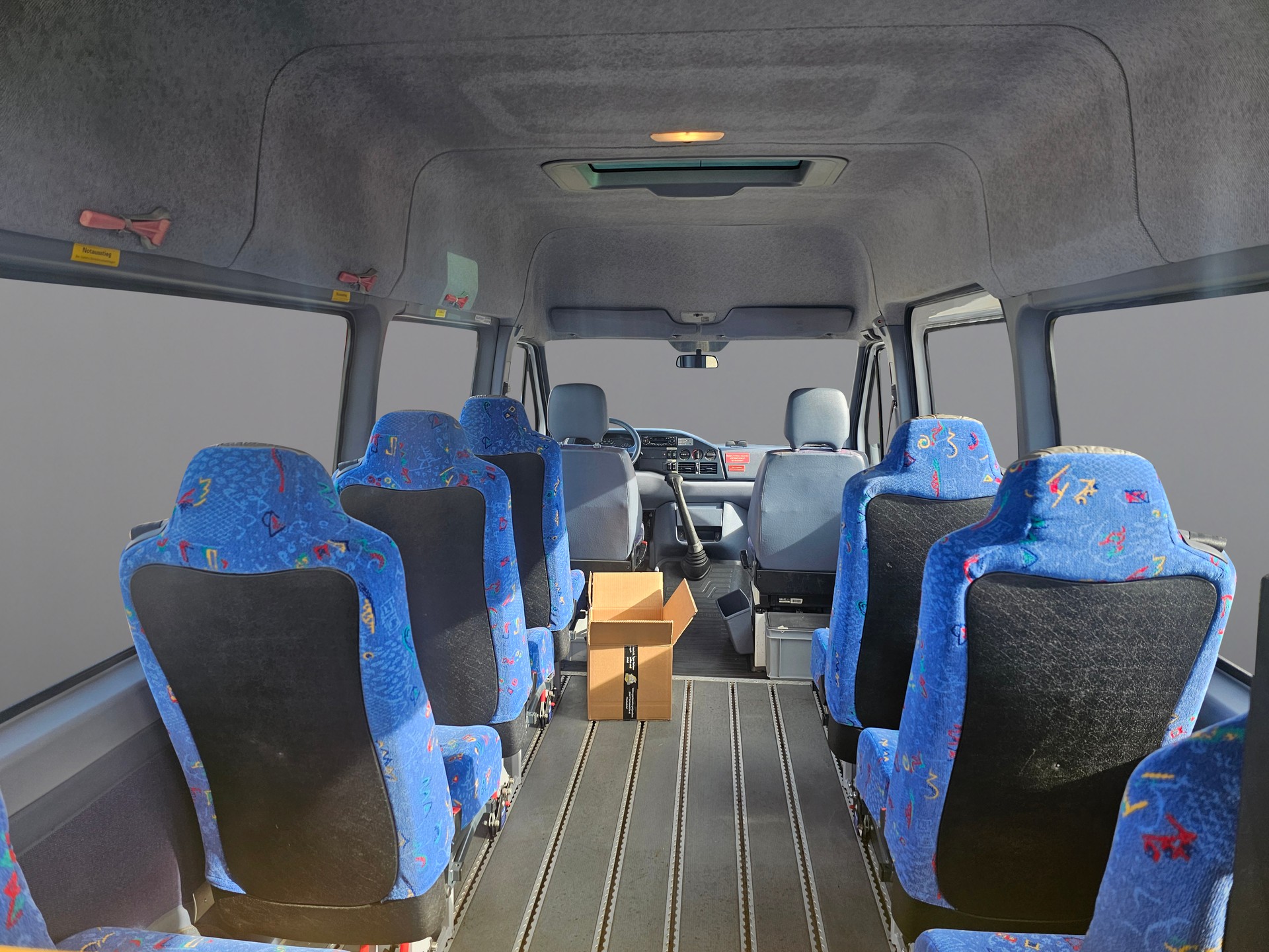 MERCEDES-BENZ Sprinter 314 - 9 Plätze - Behindertengerechtes Fahrzeug-image-13