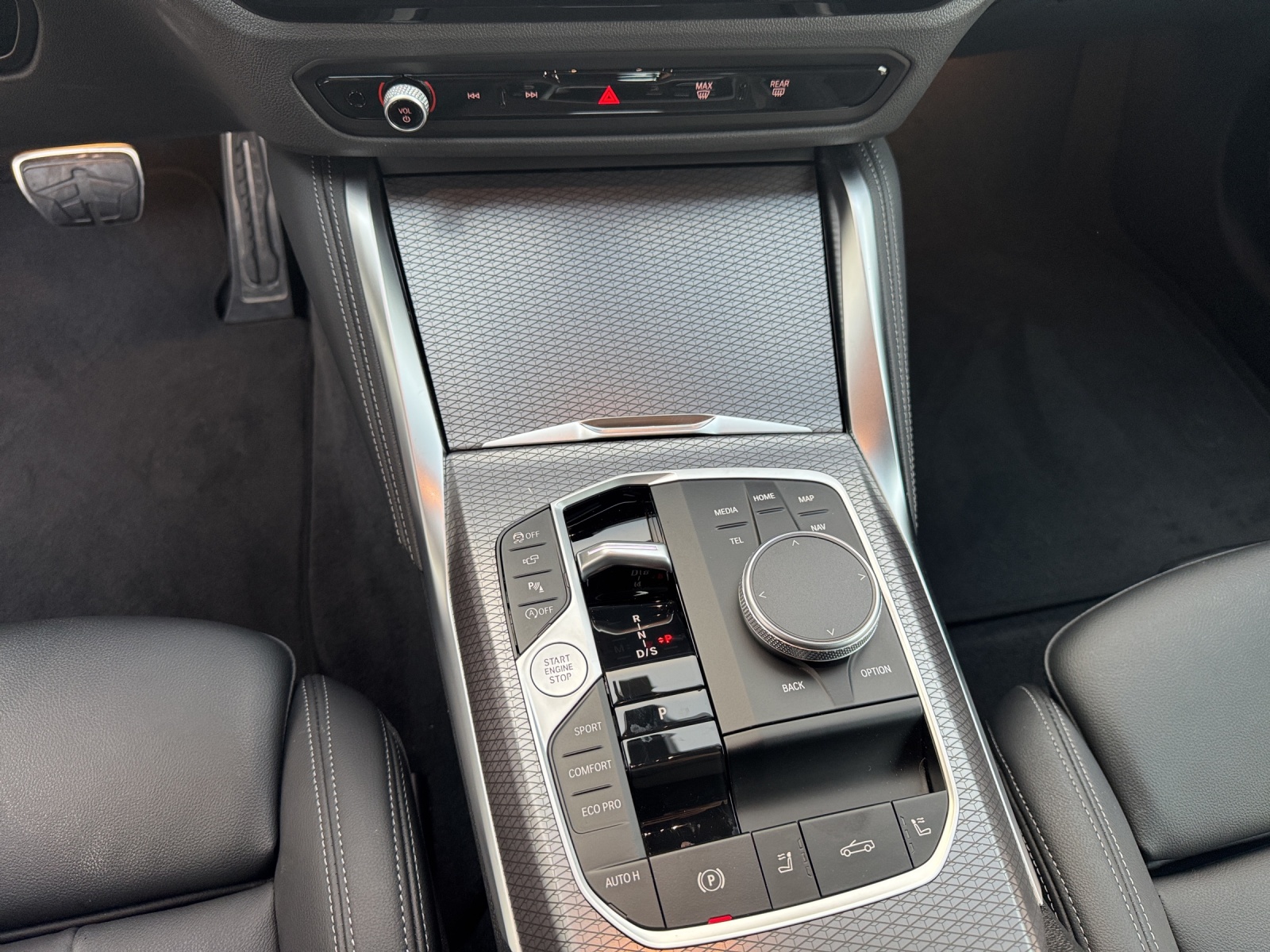 BMW 4er Reihe Cabrio 430i xDrive M Sportpaket-image-13
