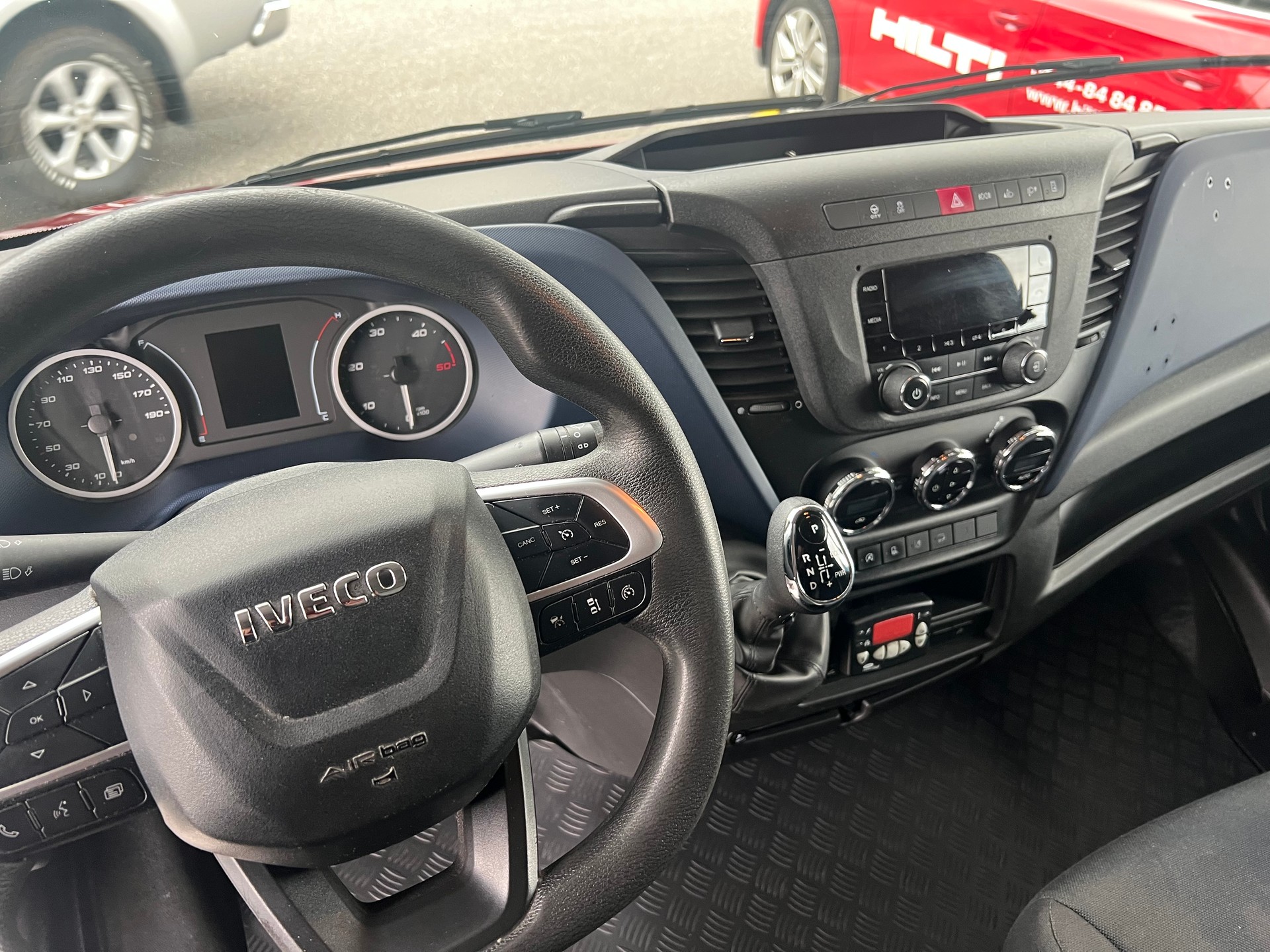 IVECO 35 S 16 A8-image-7