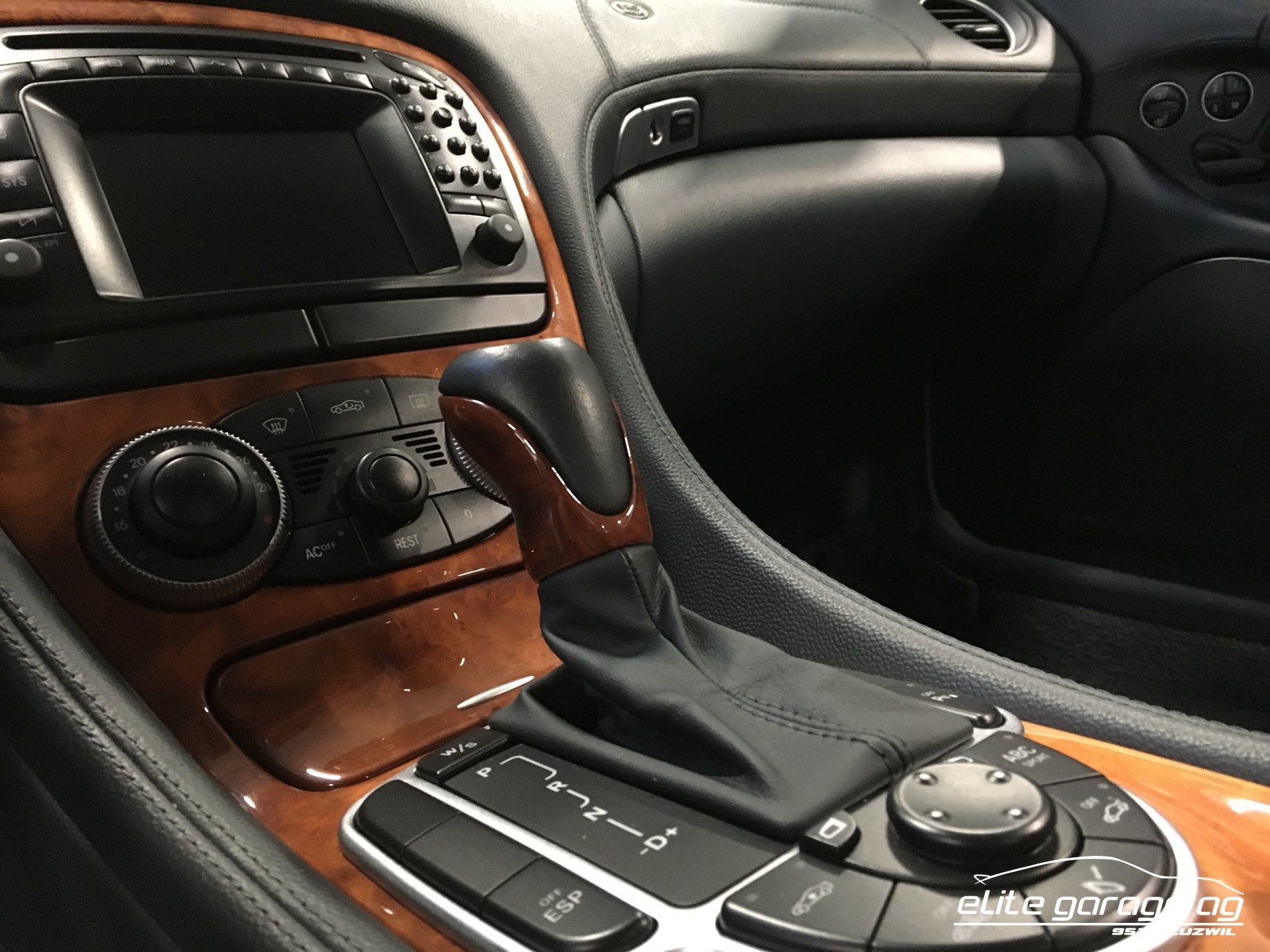 MERCEDES-BENZ SL 500-image-11