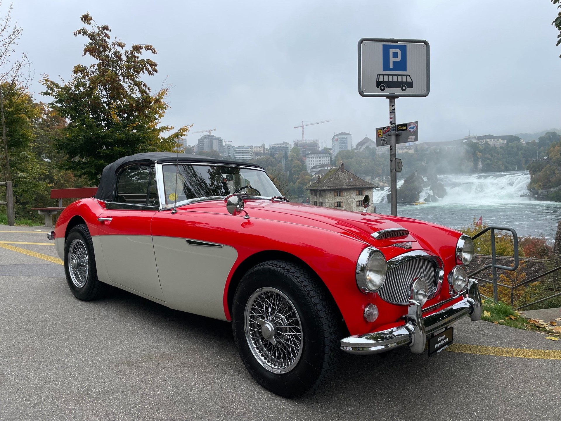 AUSTIN-HEALEY 3000 MK III-showroom-element-1