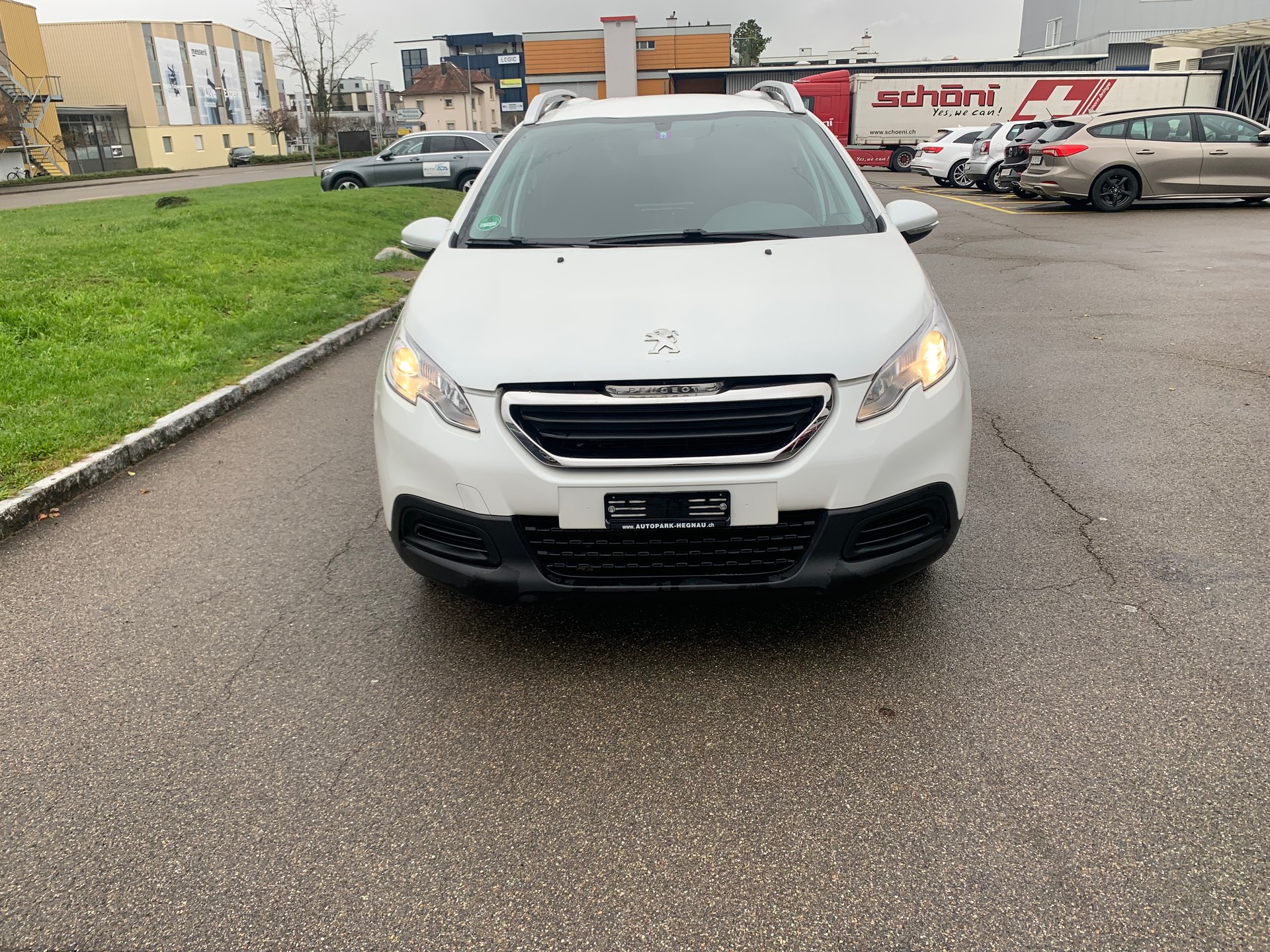PEUGEOT 2008 1.6 e-HDi Féline-image-6