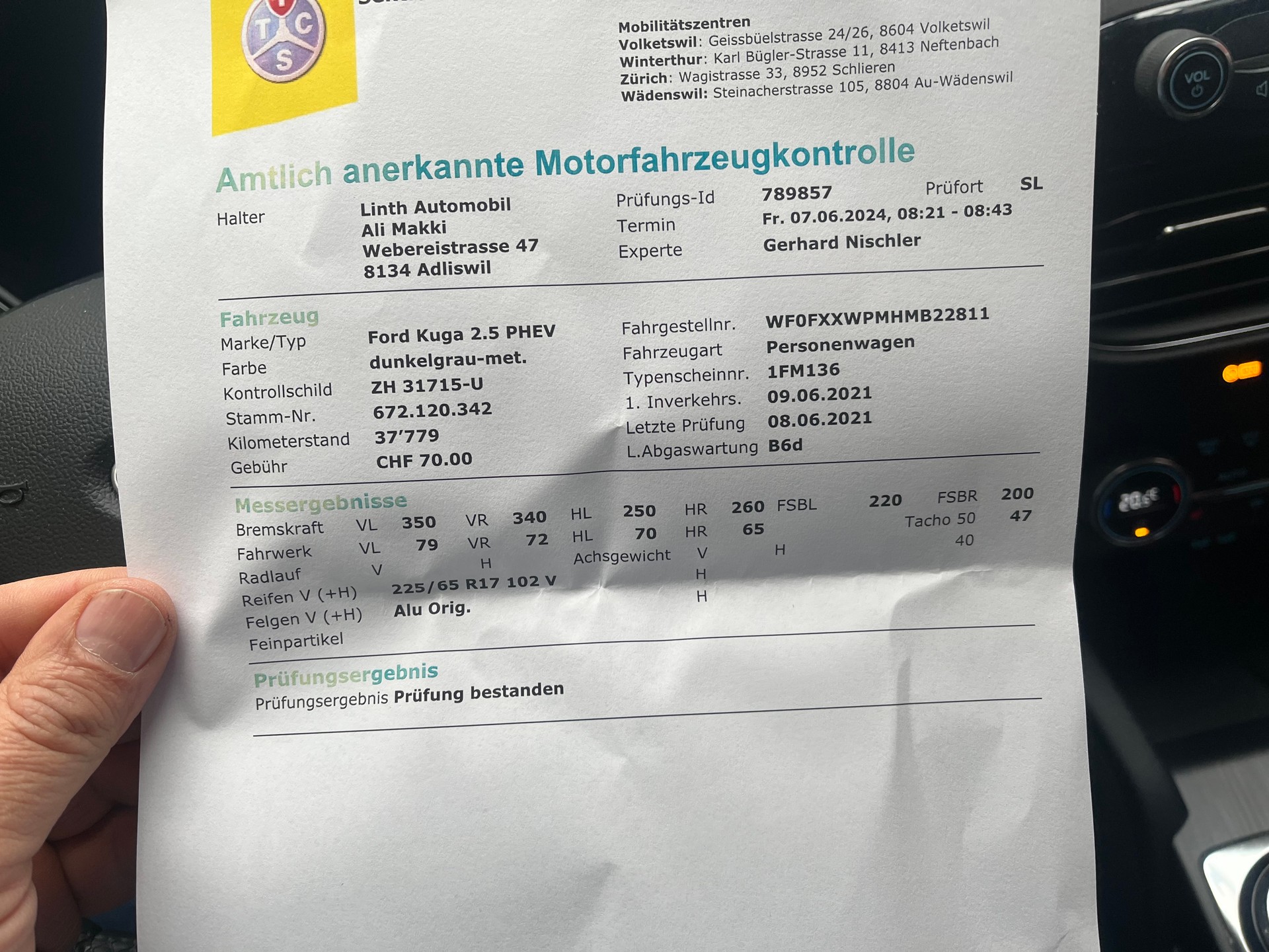 FORD Kuga 2.5 PHEV Cool & Connect 2WD-image-14
