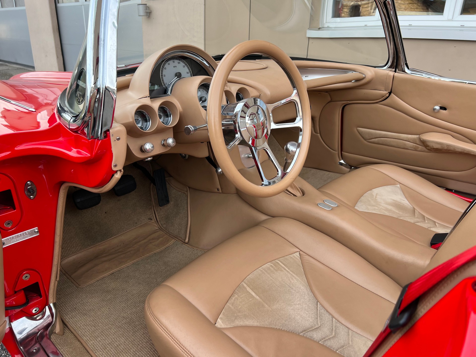CHEVROLET CORVETTE-image-13